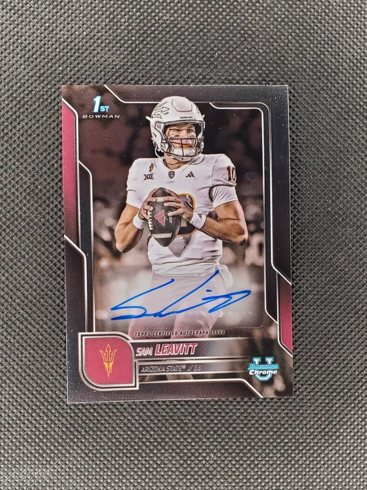 Sam Leavitt 2025 Bowman Chrome 1st Auto