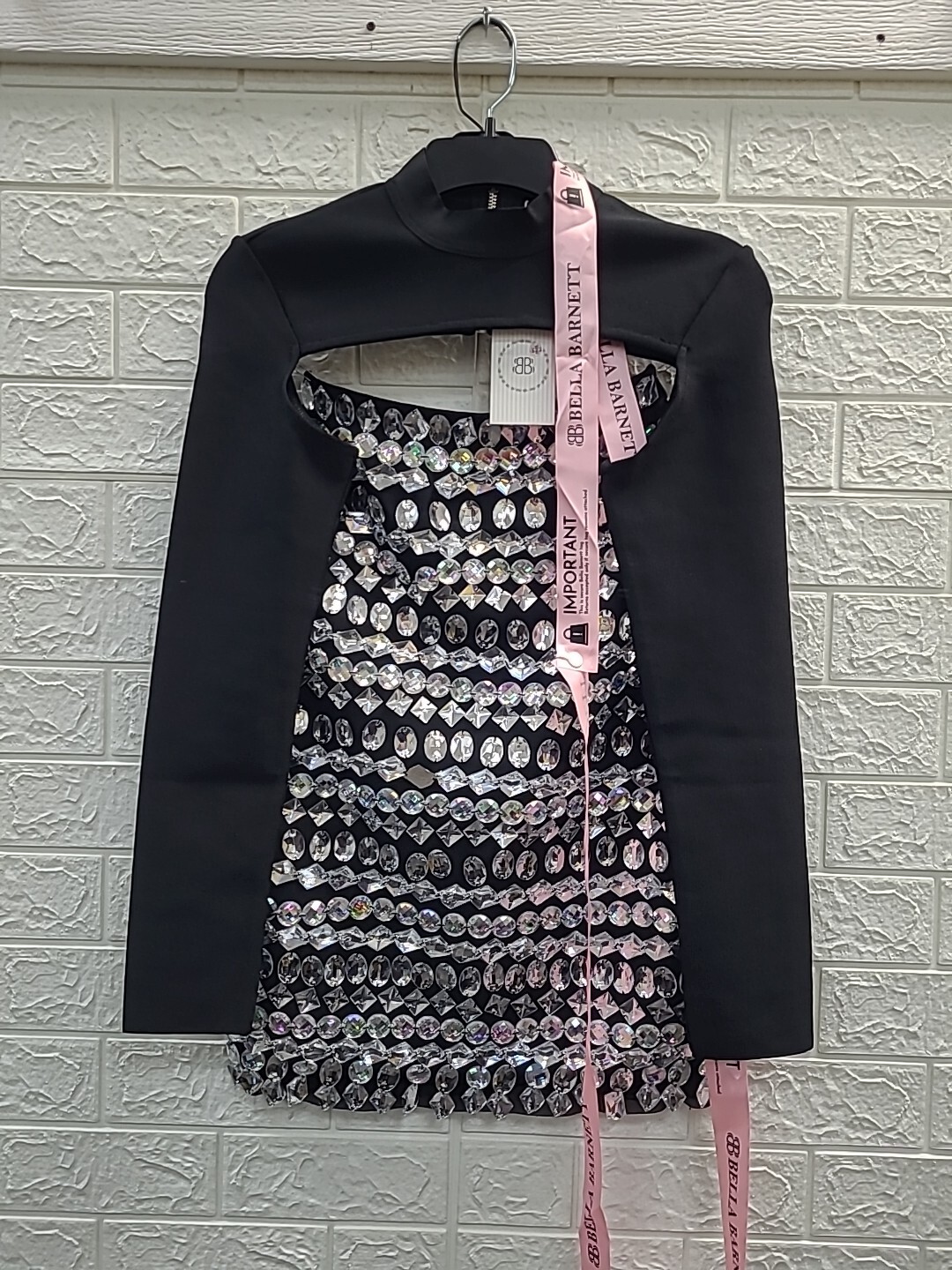 New Bella Barnett 2 Pc Diamante Sequin Dress High Neck Bandage Long Sleeve Sz M New Bella Barnett 2 Pc Diamante Sequin Dress High Neck Bandage Long Sleeve Sz M