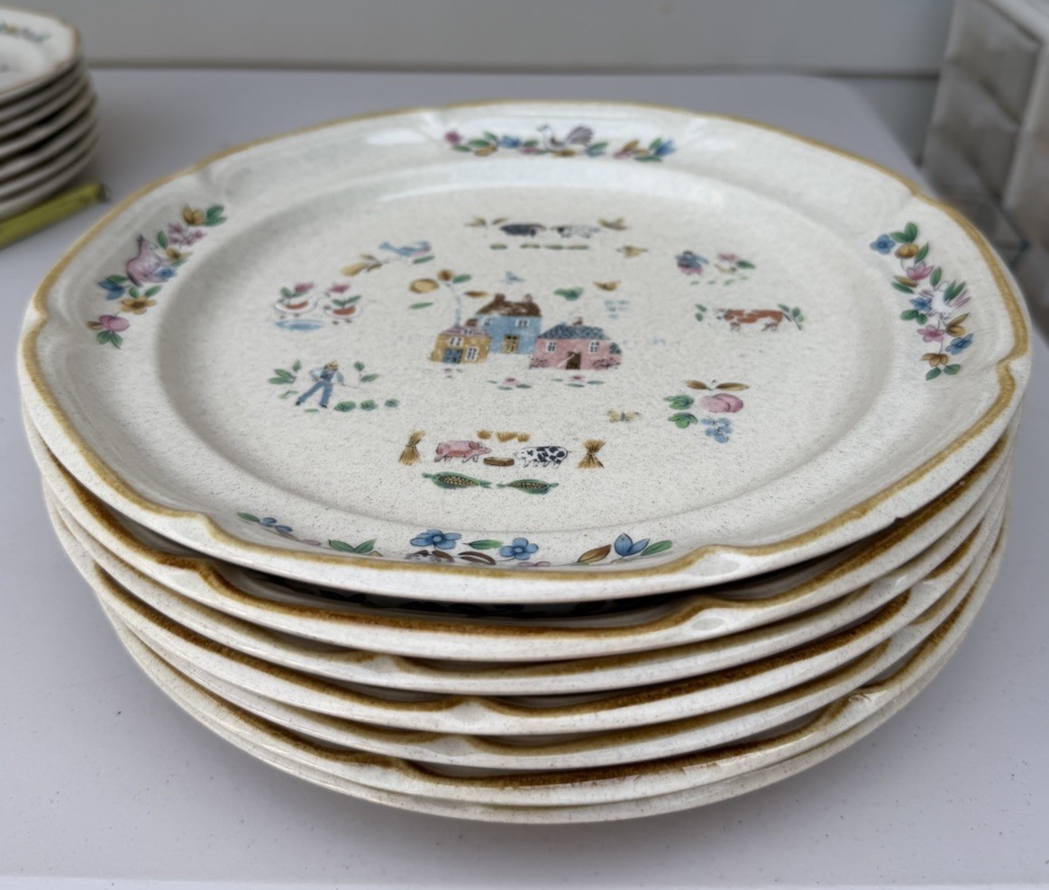 VTG International Tableworks Stoneware Heartland Dinner Plates Set of 6 Retired