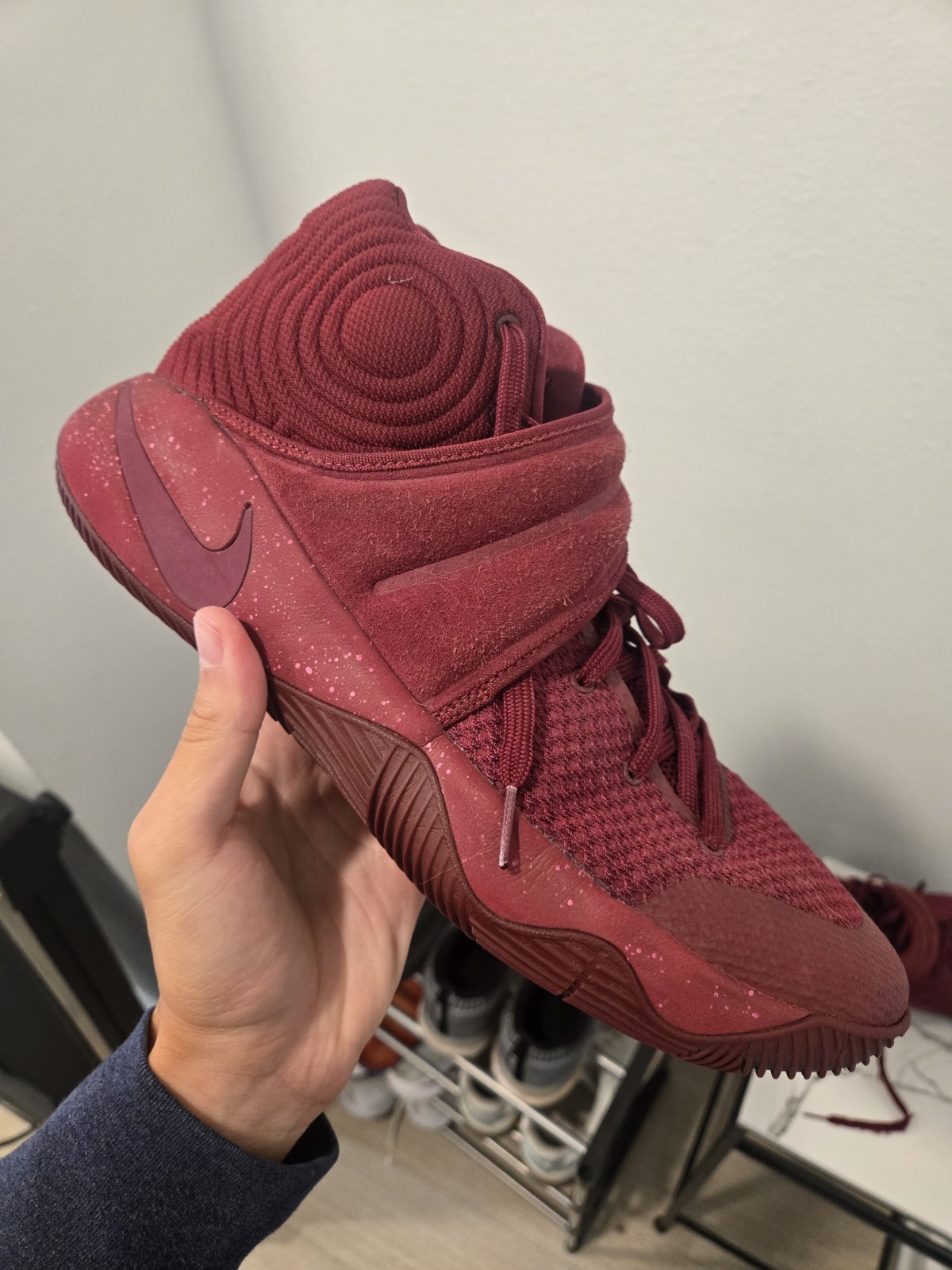 Kyrie 2 Red Velvet Size 12 Maroon/burgundy