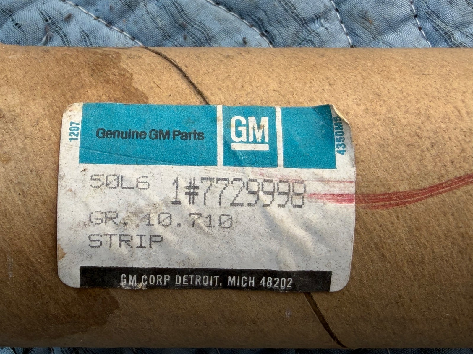 1968 1969 Camaro SS Z-28 Firebird NOS GM Front Door Windowfelt W/S 7729998