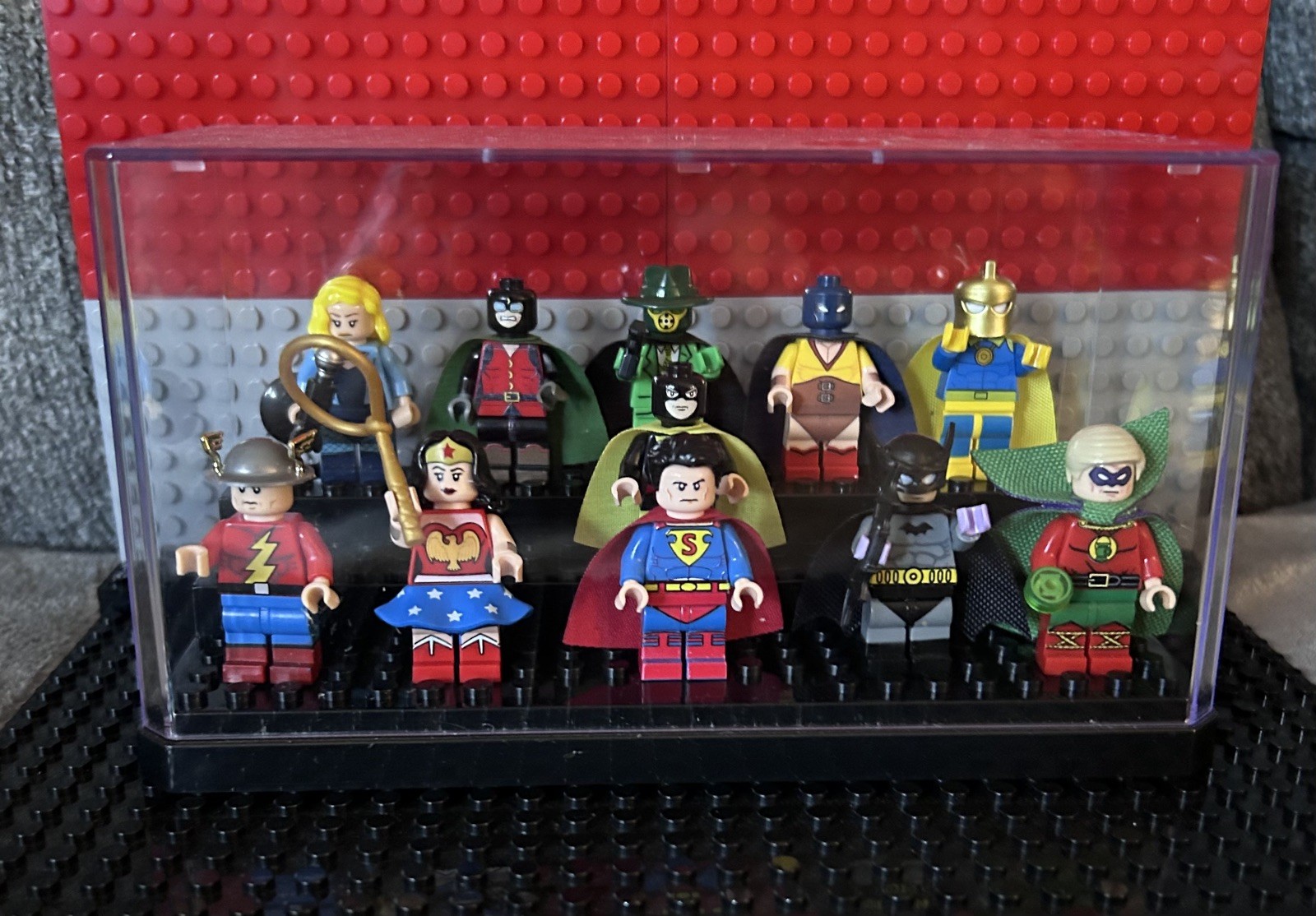 Custom brick minifigures - JSA Justice Society of America - Hourman Sandman Atom