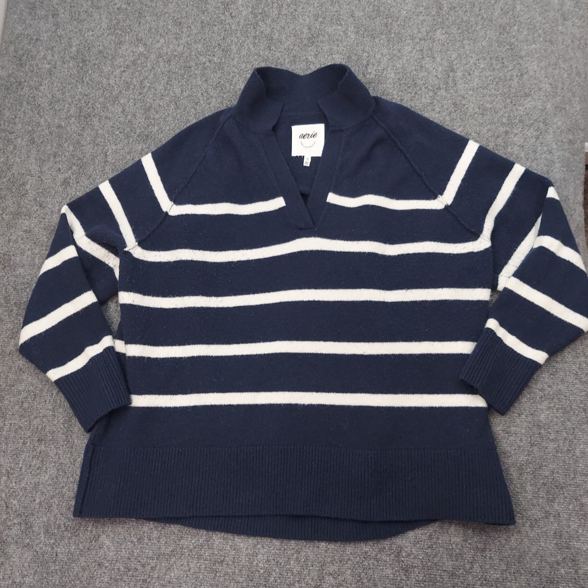 Aerie Sweater Womens XL Blue White Striped Oversized Cozy Soft V Neck Collar