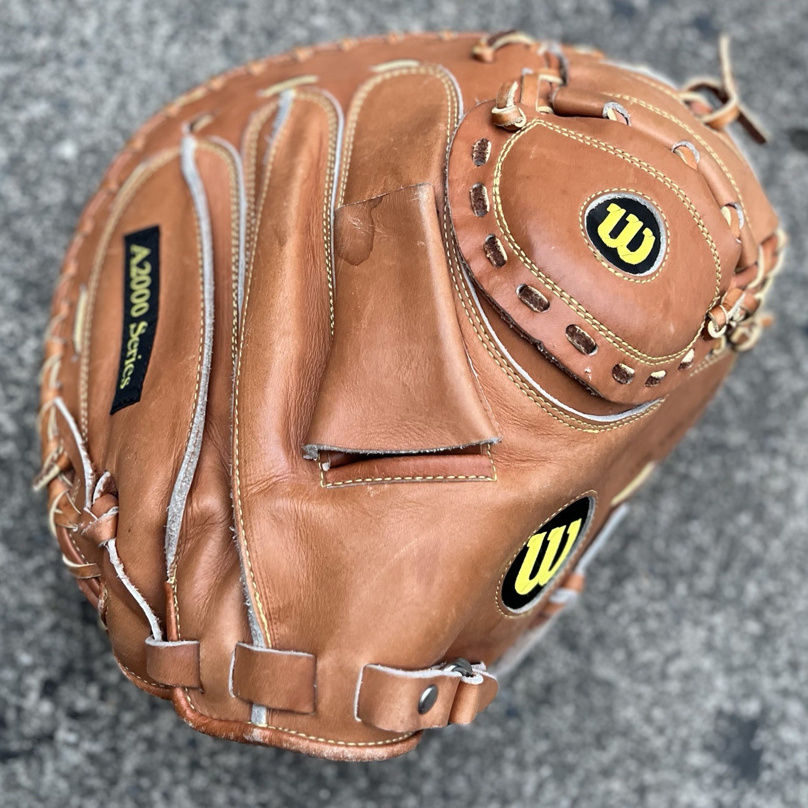 VTG 1993 Wilson A2403 A2000 Catchers Mitt Pro-Toe Made In Japan Excellent AFX