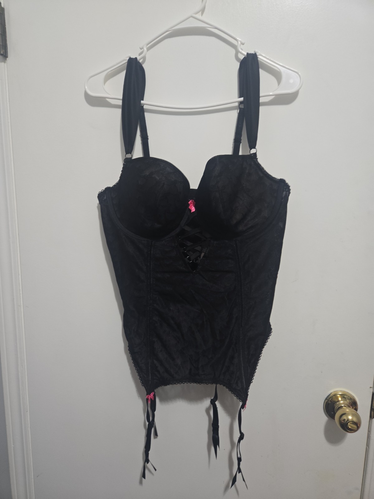 Torrid Betsey Johnson BLACK BOW LACE BUSTIER SZ. 1 -- sexy Torrid Betsey Johnson BLACK BOW LACE BUSTIER SZ. 1 -- sexy