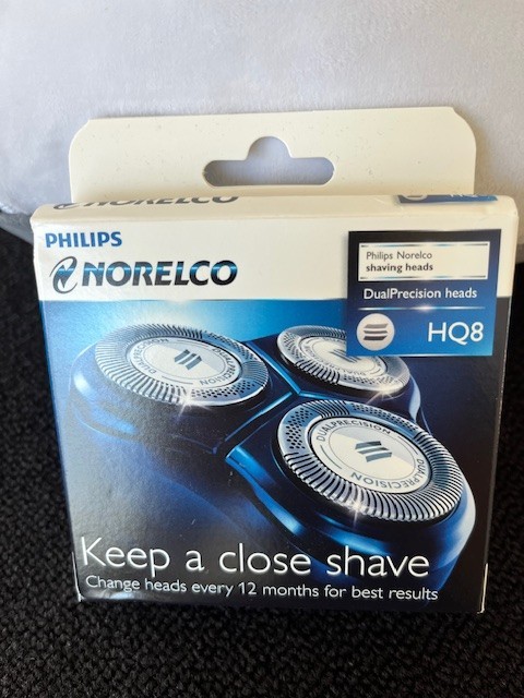 New SEALED Genuine Philips Norelco HQ8 Dual Precision Replacement Shaver 3 Heads New SEALED Genuine Philips Norelco HQ8 Dual Precision Replacement Shaver 3 Heads