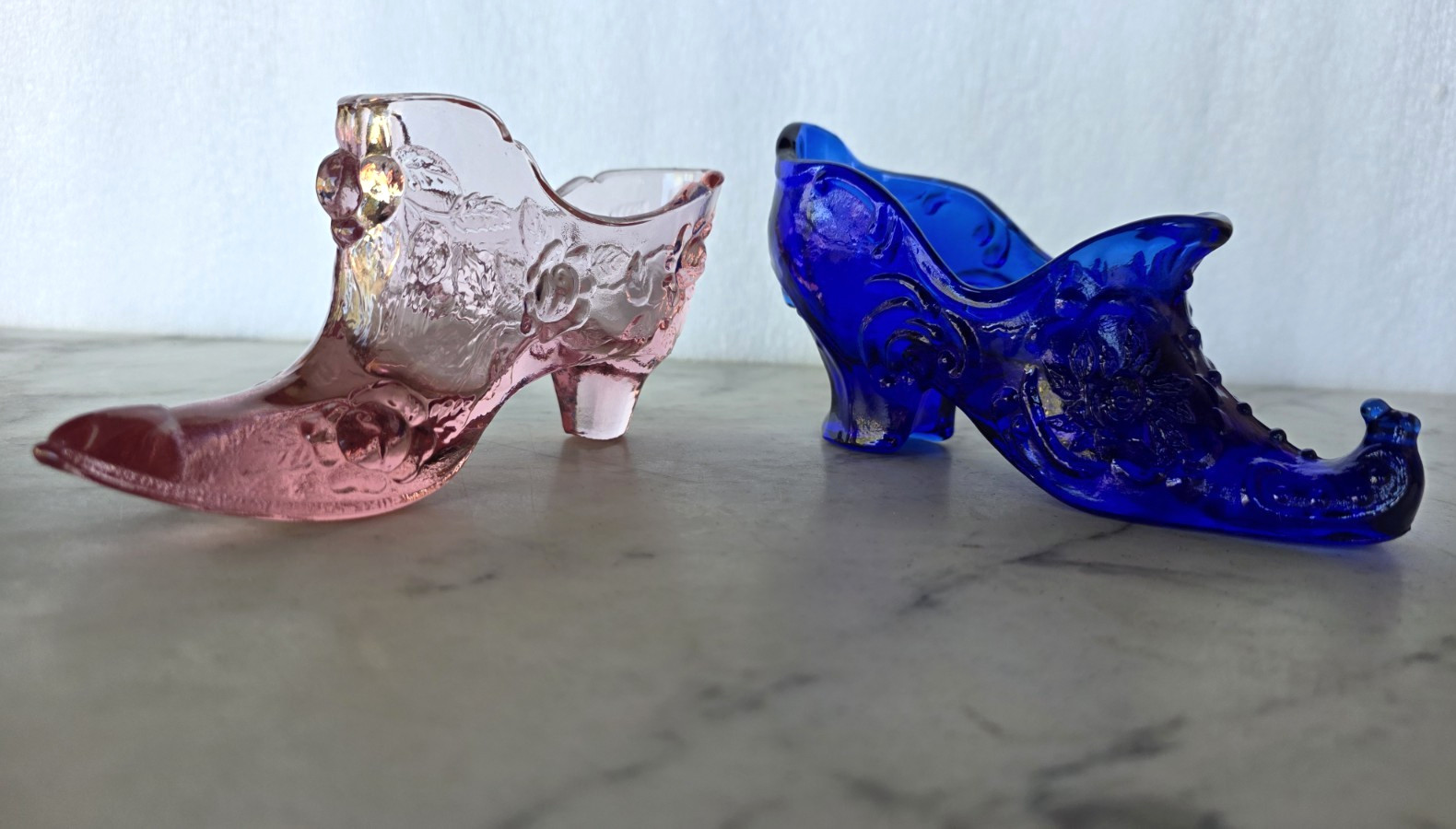 Vtg Fenton Mosser Glass Shoe Figurines Pink Cabbage Rose & Cobalt Blue Slippers