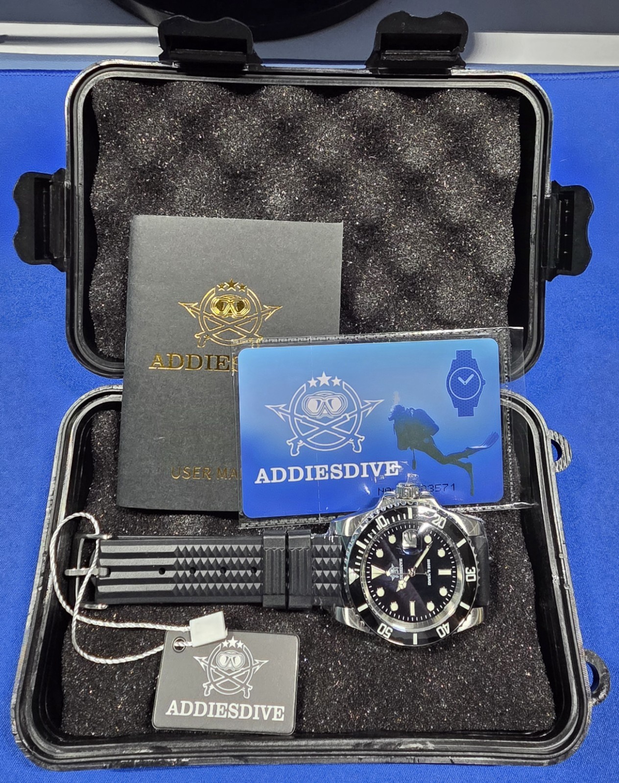 ADDIESDIVE Rubber Strap Watch Men's Driver Quartz Watch With Hardcase New