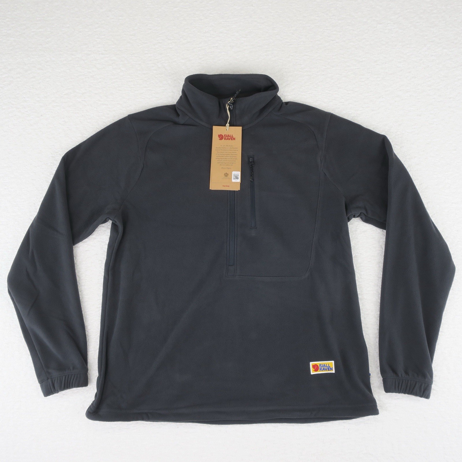 Fjallraven 1/4 Zip Vardag Lit Fleece Sweater Womens Small Dark Grey Retail $120 Fjallraven 1/4 Zip Vardag Lit Fleece Sweater Womens Small Dark Grey Retail $120