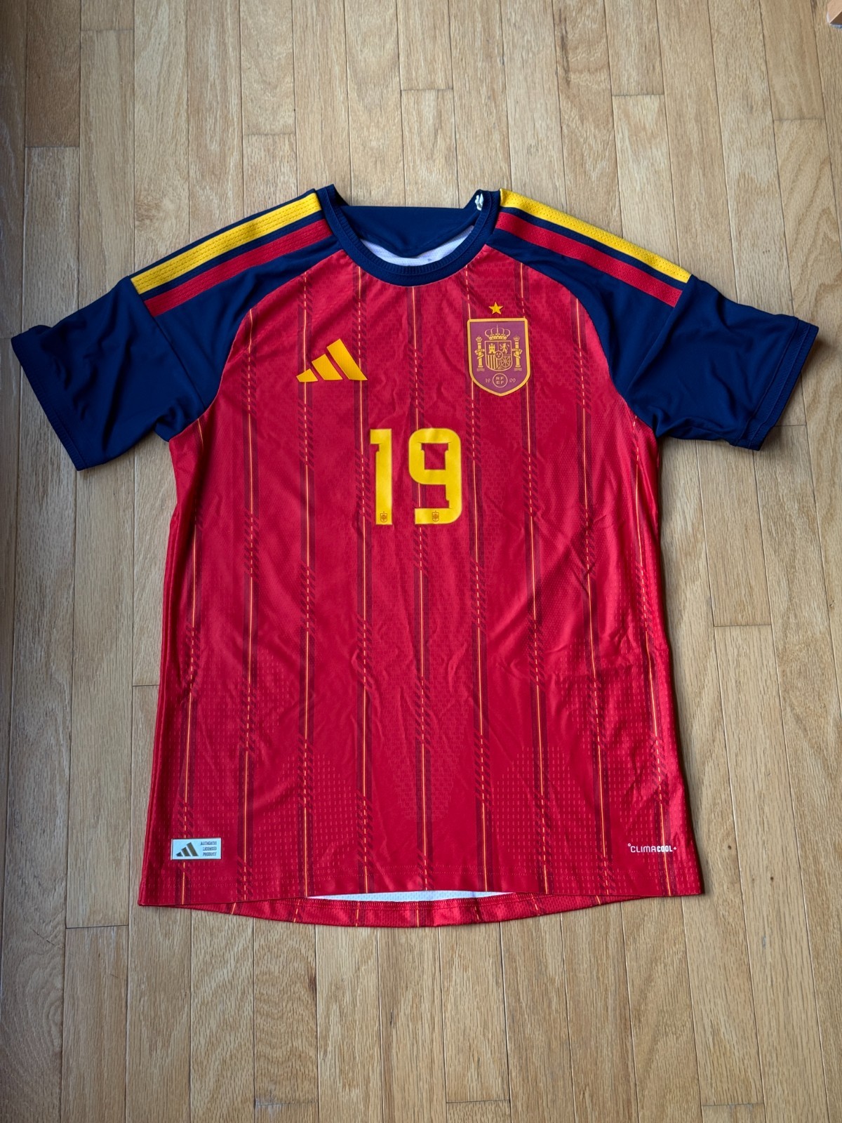 Adidas Lamine Yamal Spain 2026 Home Player Jersey JN4366 Authentic | Medium M