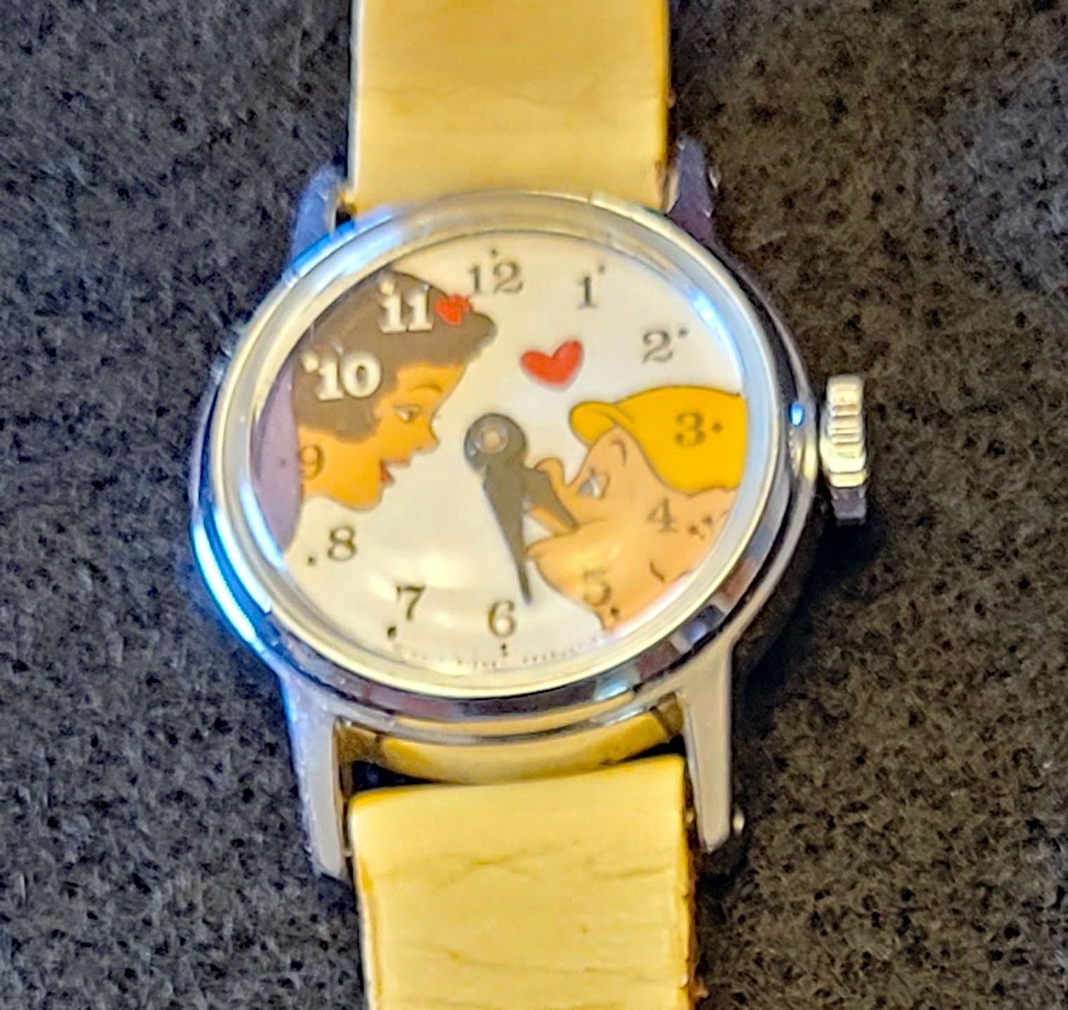 Vintage Late 1960s Disney Snow White Dopey Wrist Watch Wind Up. Not Running Vintage Late 1960s Disney Snow White Dopey Wrist Watch Wind Up. Not Running