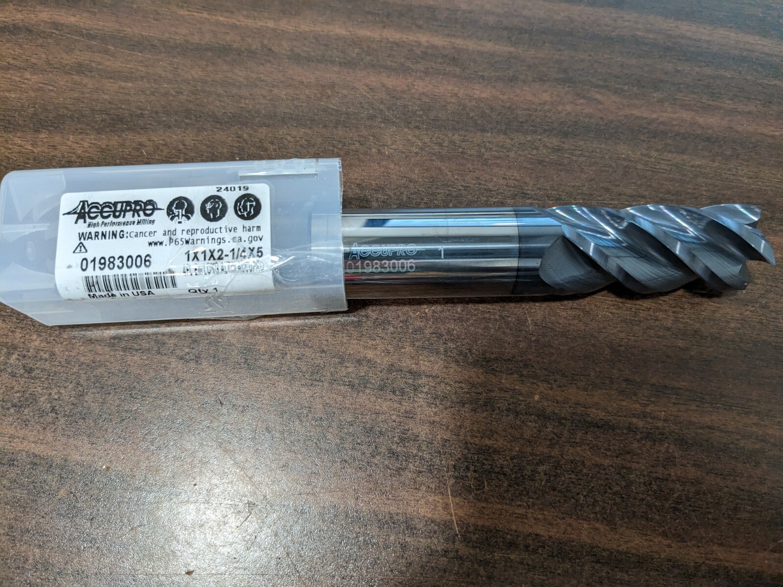 ACCUPRO Square End Mill: 1