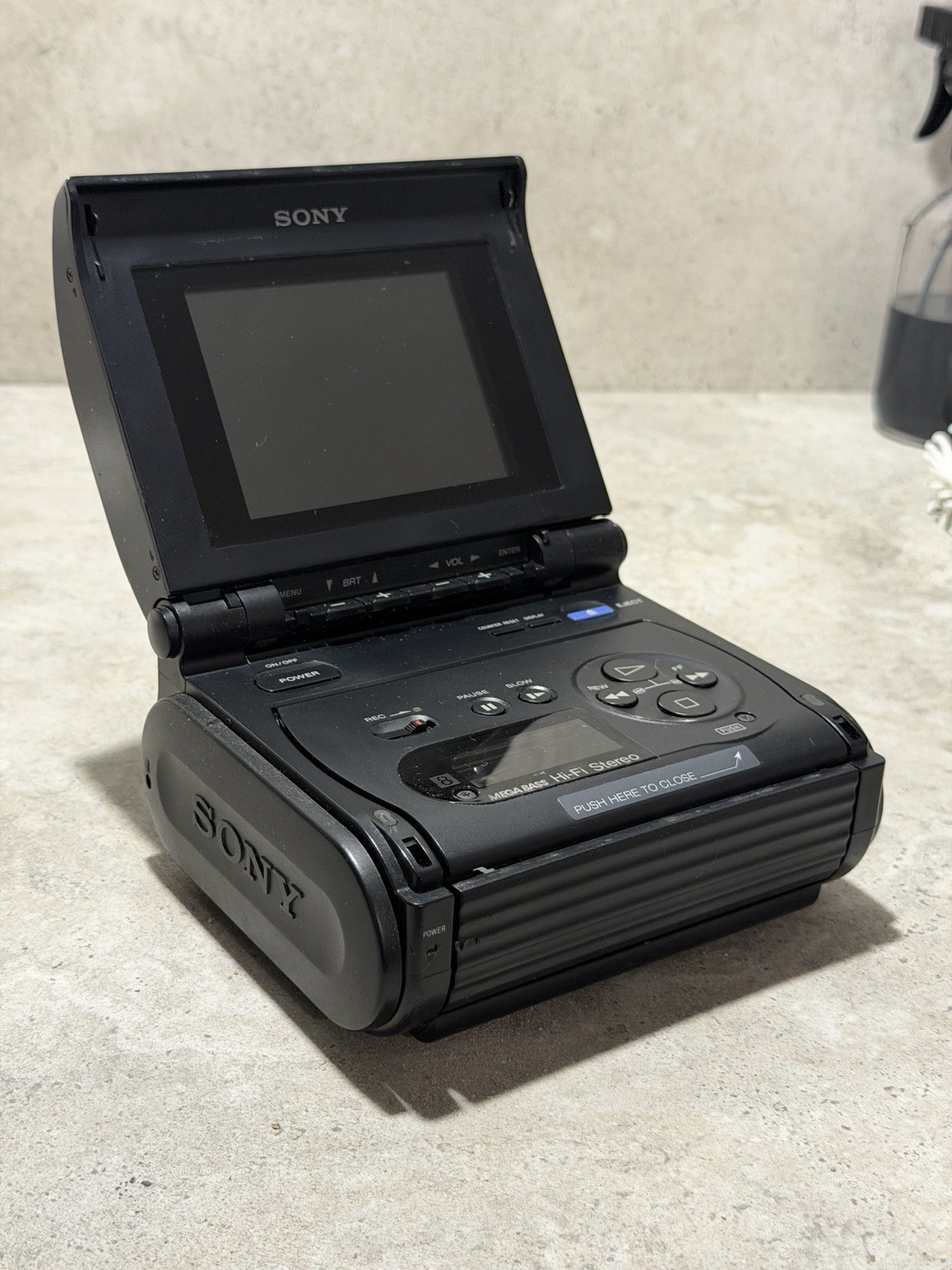 Sony GV-S50 Video Walkman Video8 8mm Recorder Monitor UNITED AIRLINES Rare 