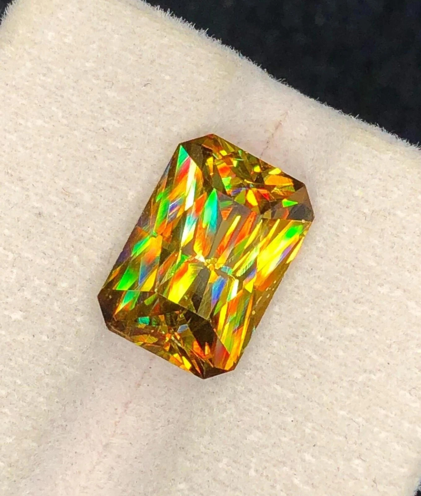 4.05 Ct Natural Full Fire Sphene Titanite Radiant Cut Loose Gemstone For Jewelry