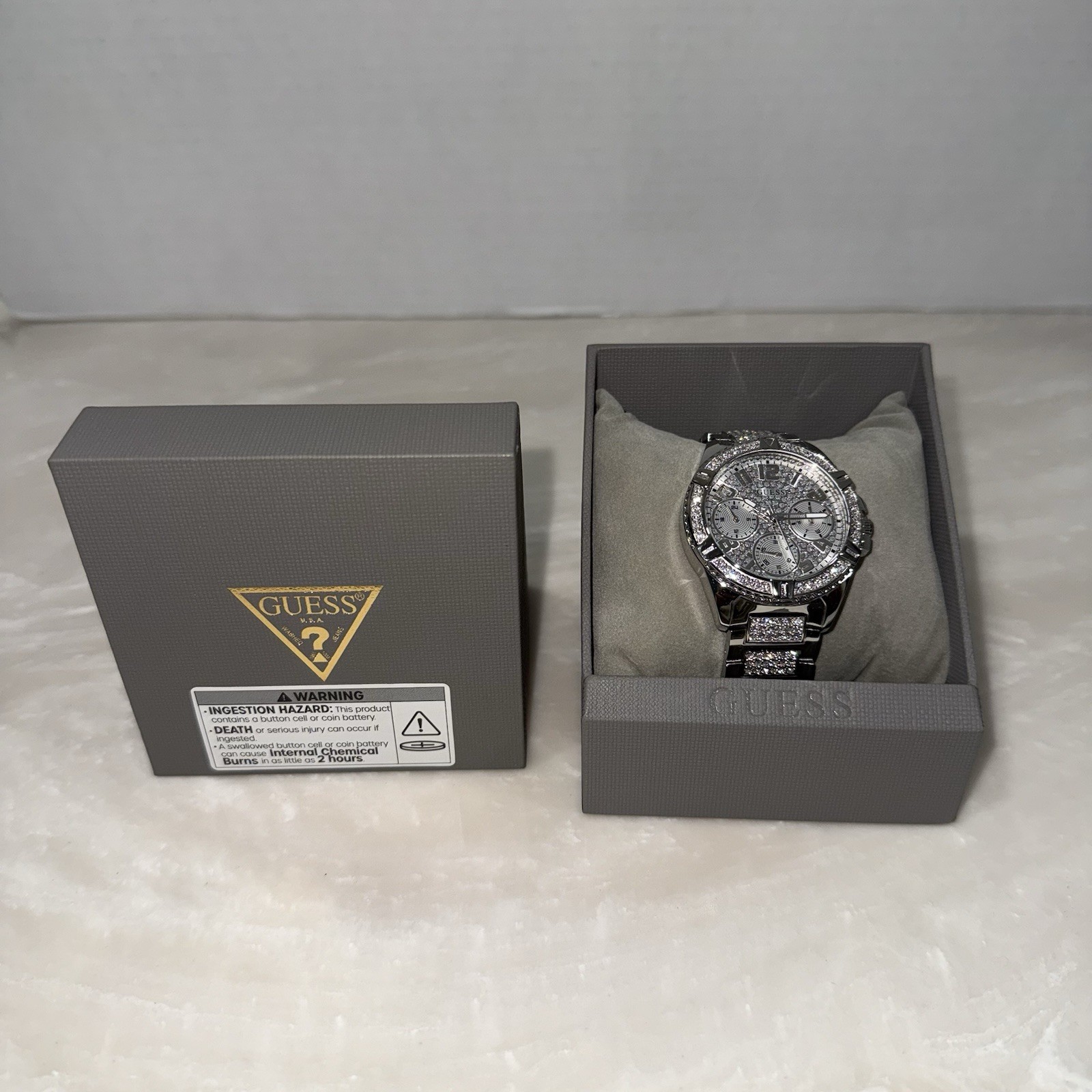 GUESS Women\'s U1156L1 Silver-Tone Crystal Multifunction Bracelet Watch 40mm