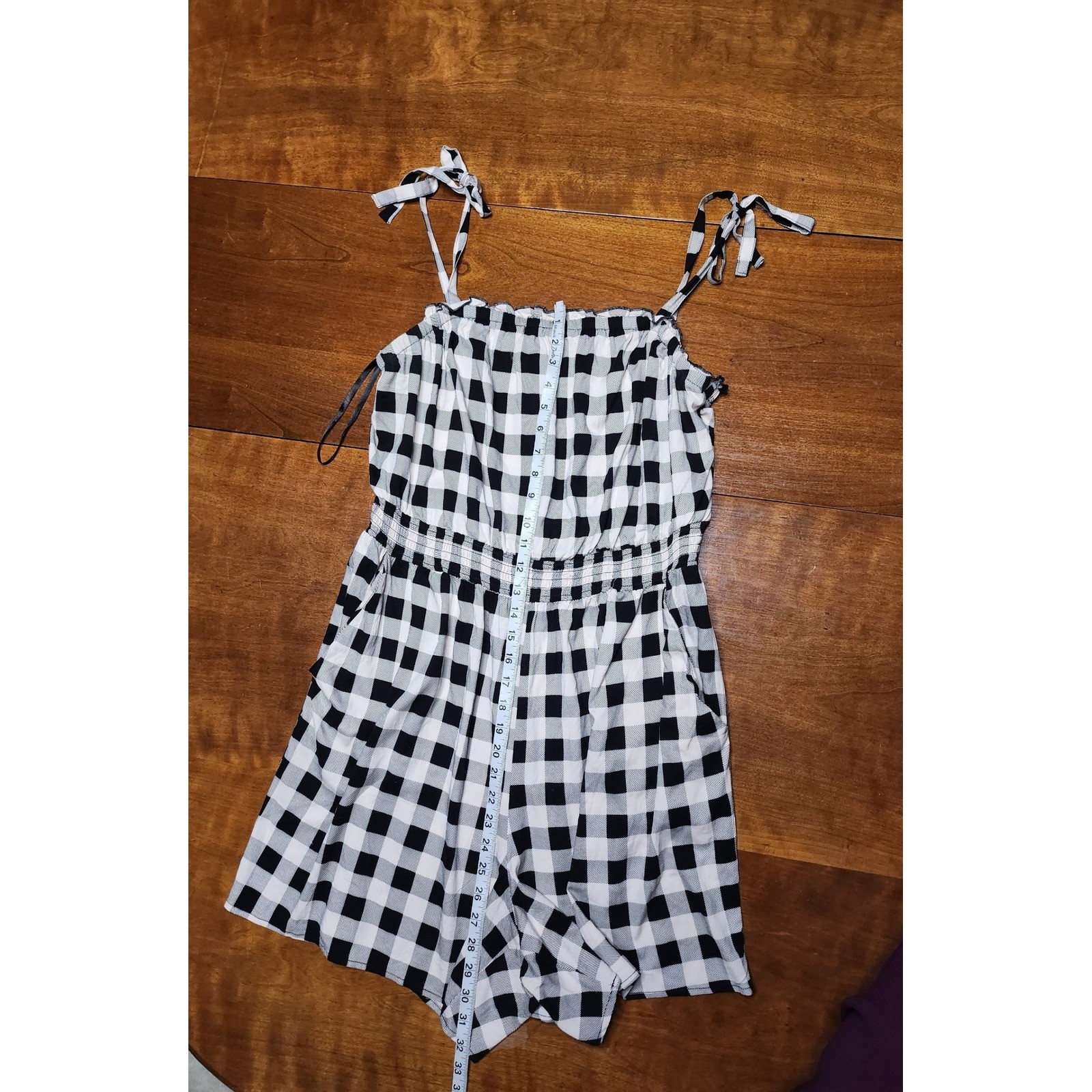 Torrid Black White Gingham Tie Shoulder Smocked Waist Romper Pockets Size 1 XL
