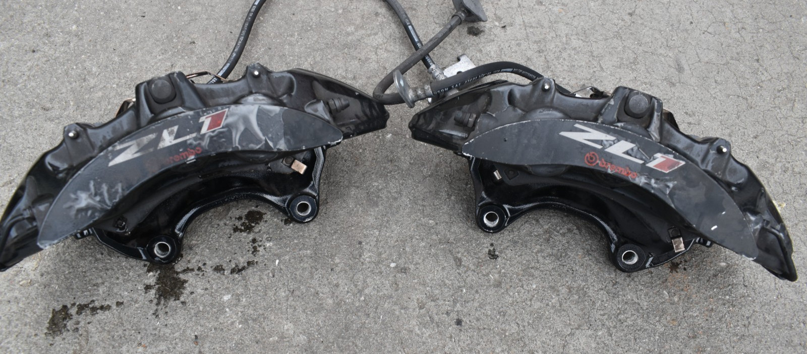 2012-15 Camaro ZL1 Brembo Performance FRONT PAIR Brake Calipers OEM *BLACK* USED