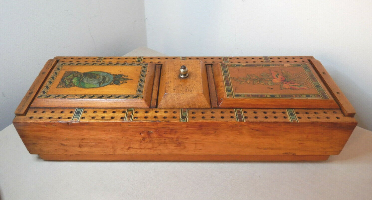 ANTIQUE AUSTRALIANA FOLK ART WOOD CRIBBAGE CARD GAME BOX R ANTIQUE AUSTRALIANA FOLK ART WOOD CRIBBAGE CARD GAME BOX R