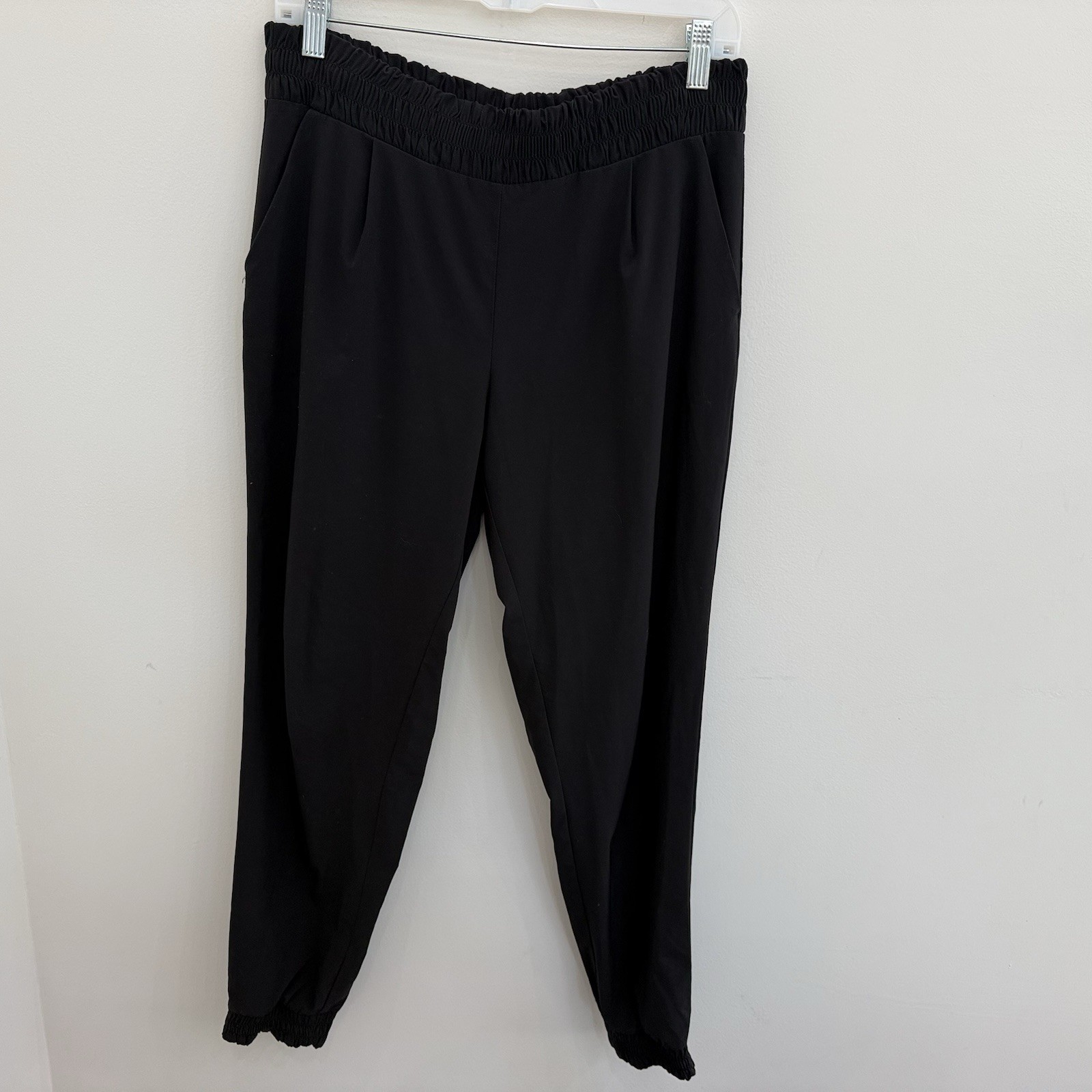 Athleta Women\'s Black Jogger Pant Size 10
