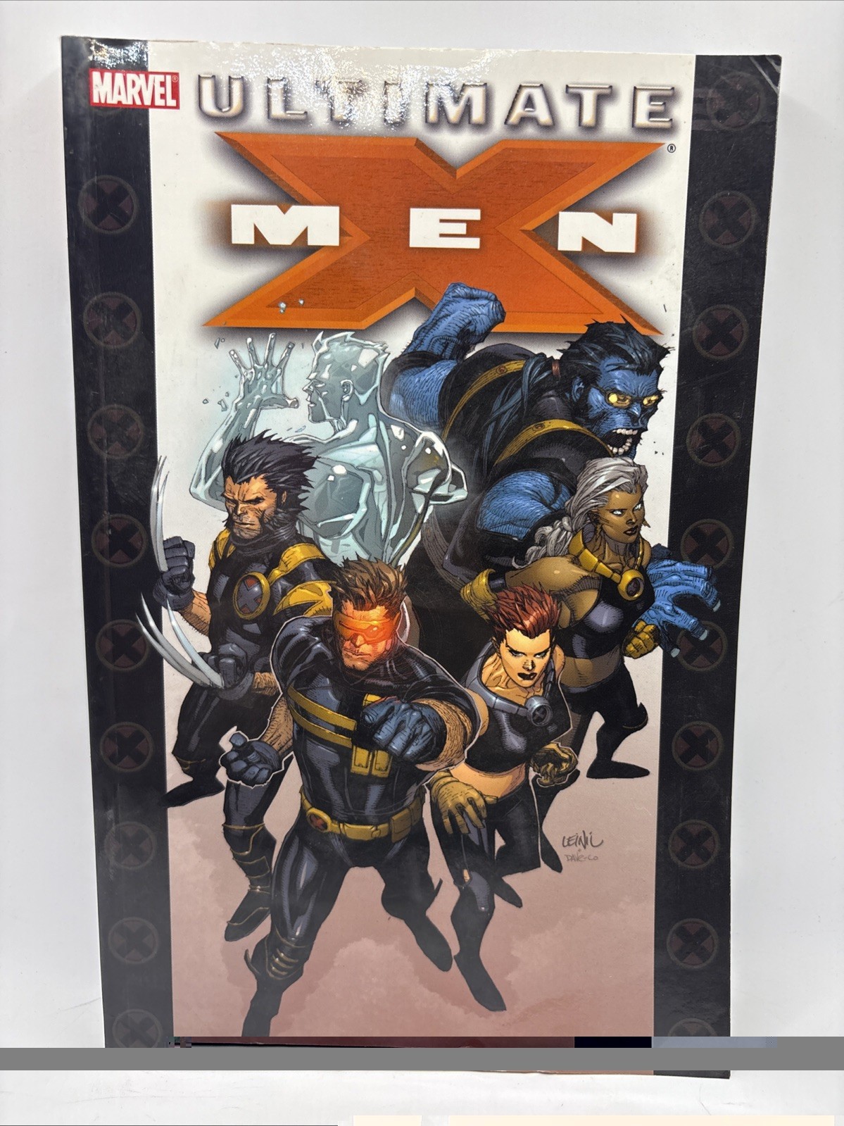 Ultimate X-Men: Ultimate Collection Book 1 by Millar (2006 Trade Paperback) Ultimate X-Men: Ultimate Collection Book 1 by Millar (2006 Trade Paperback)