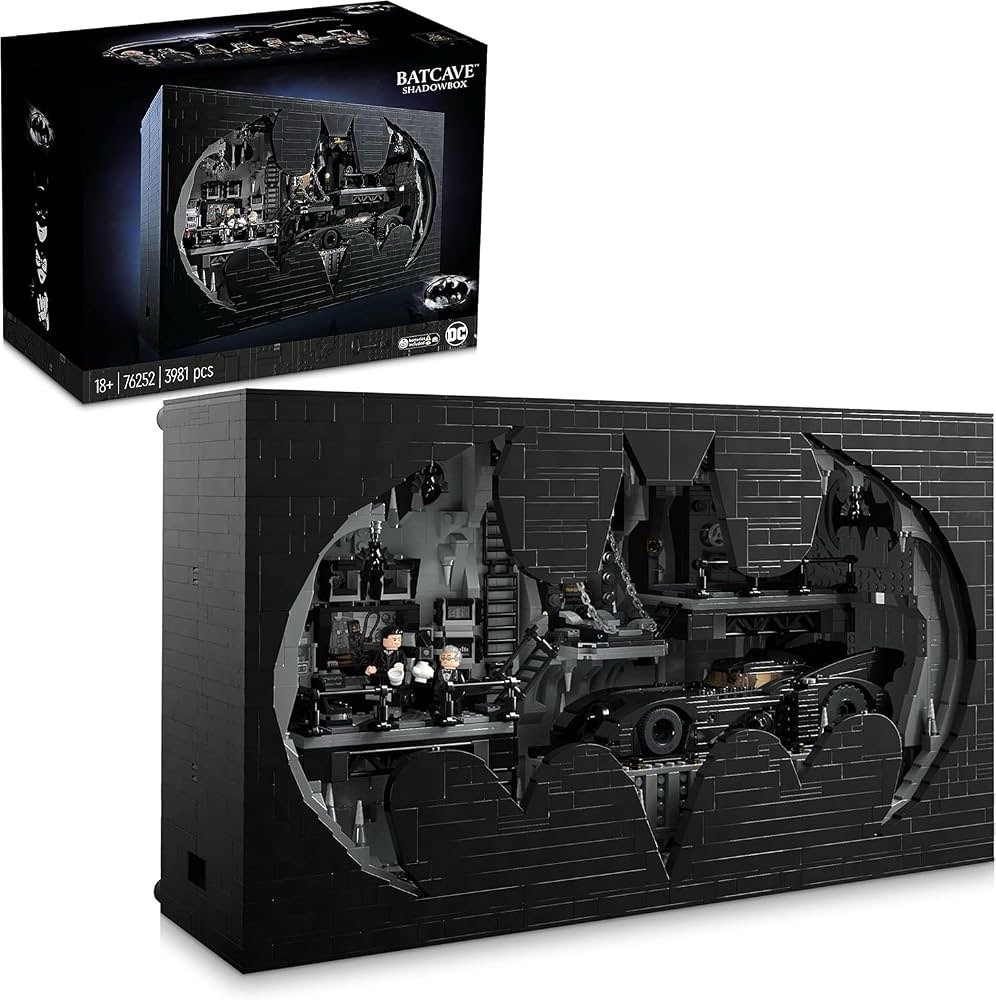 Batcave - Shadaw Box #76252 (3981+pcs) new and seal packed (REPLI) Batcave - Shadaw Box #76252 (3981+pcs) new and seal packed (REPLI)