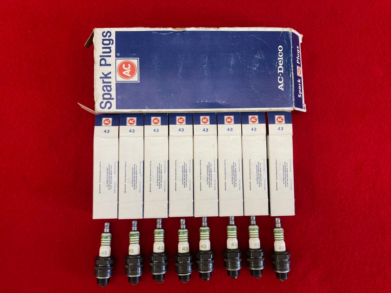 (8) NOS AC 43 Spark Plugs 1967 1968 Camaro 302 Z28 Z/28 4 Green Rings 5569857 (8) NOS AC 43 Spark Plugs 1967 1968 Camaro 302 Z28 Z/28 4 Green Rings 5569857
