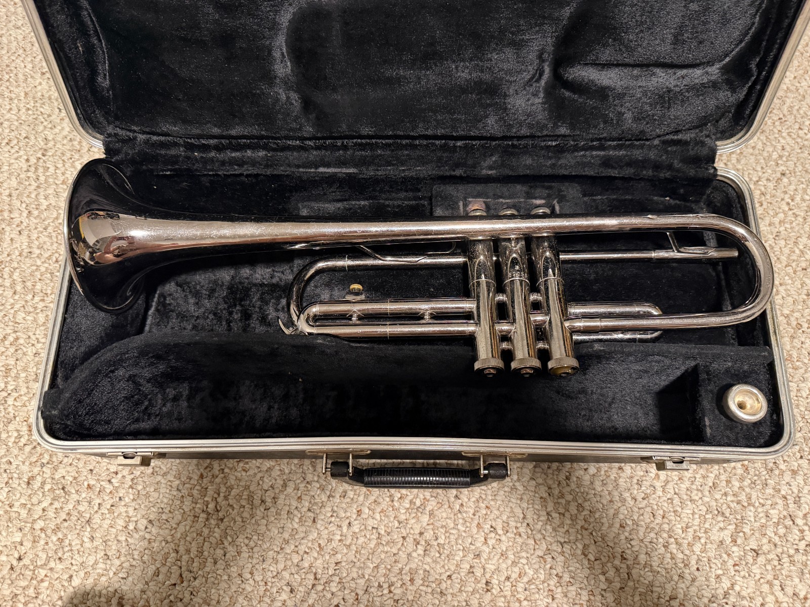 Vintage Selmer Signet Special Trumpet w/ ProTech Case + Silver Mouthpiece, etc.