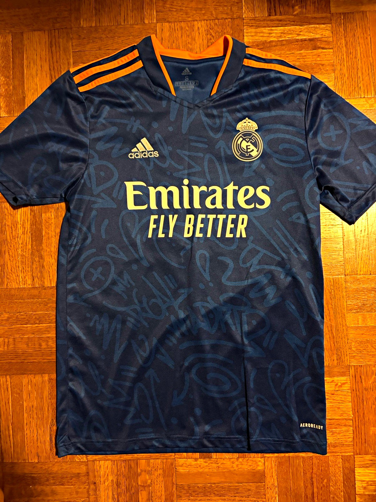 adidas Real Madrid Karim Benzema #9 Men’s S Soccer Jersey Blue/Orange, adult S