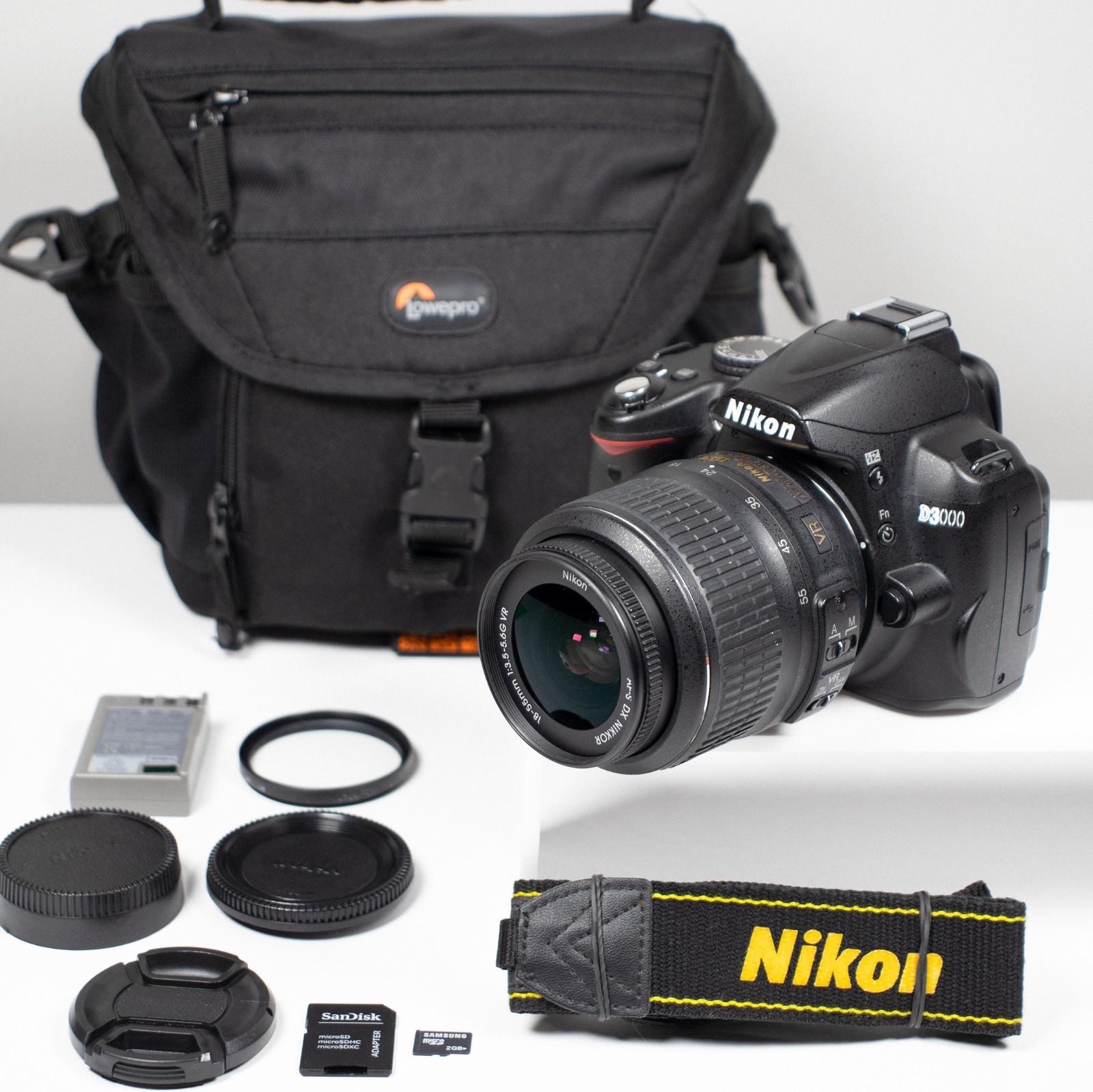 Nikon D3000 Digital SLR Camera w/18-55mm Lens *LOW Shutter #4019**TESTED WORKS*