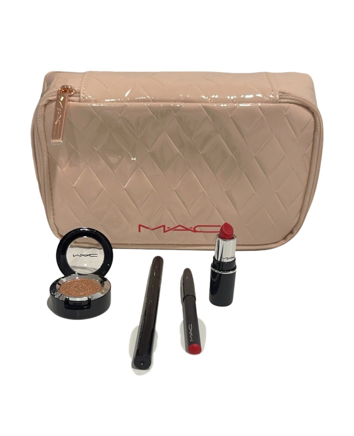 Mac 4 Pieces Eye + Lip Kit: Lip Pencil / Lipstick / Dazzleshadow / Eyeliner Mac 4 Pieces Eye + Lip Kit: Lip Pencil / Lipstick / Dazzleshadow / Eyeliner
