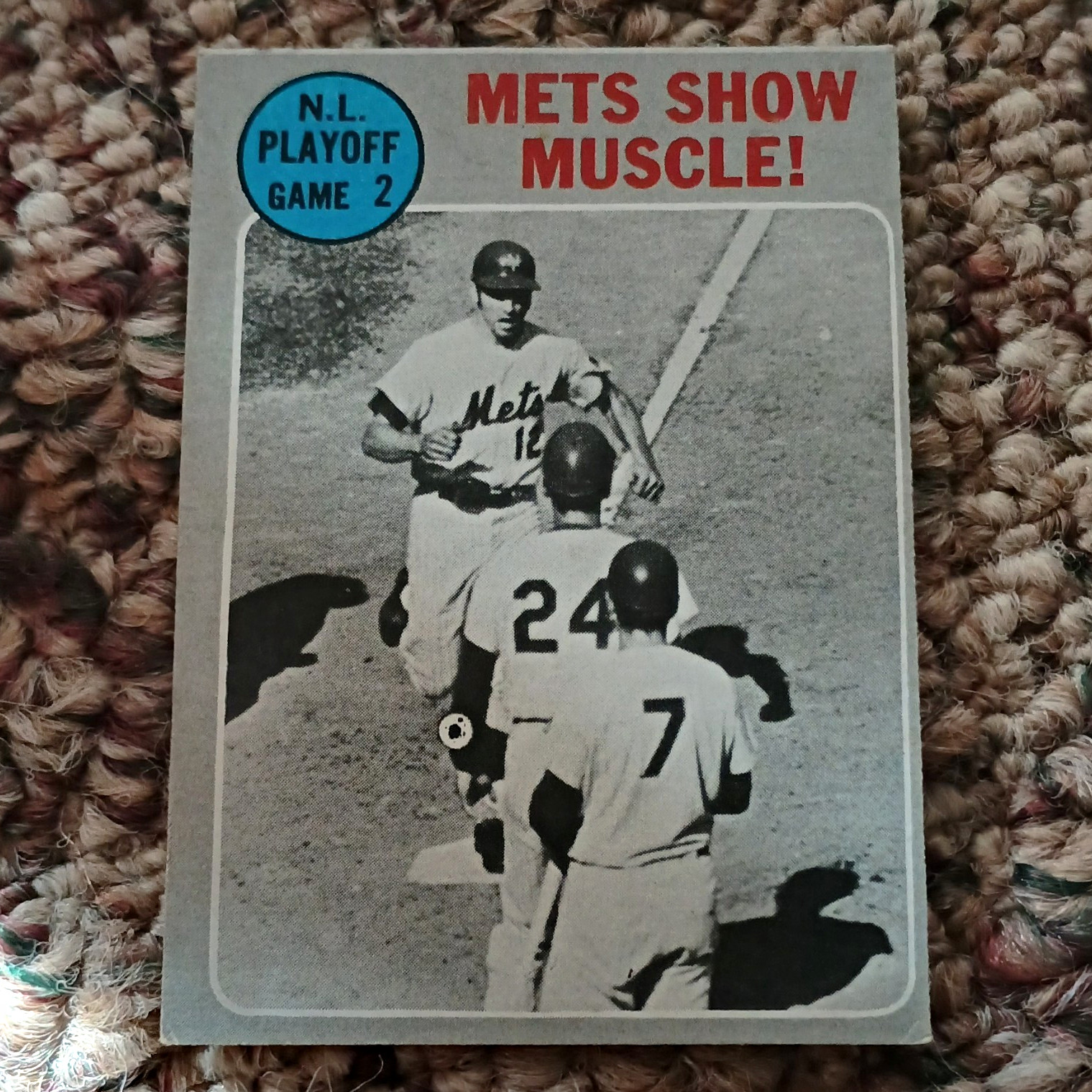 Topps 1969 Topps Mets Show Muscle N.L. Playoff Game 2 #196 Baseball Card