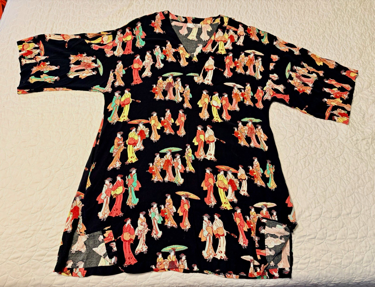 Natori XL Black Geisha Printed Rayonne Caftan Lounger with pockets Natori XL Black Geisha Printed Rayonne Caftan Lounger with pockets
