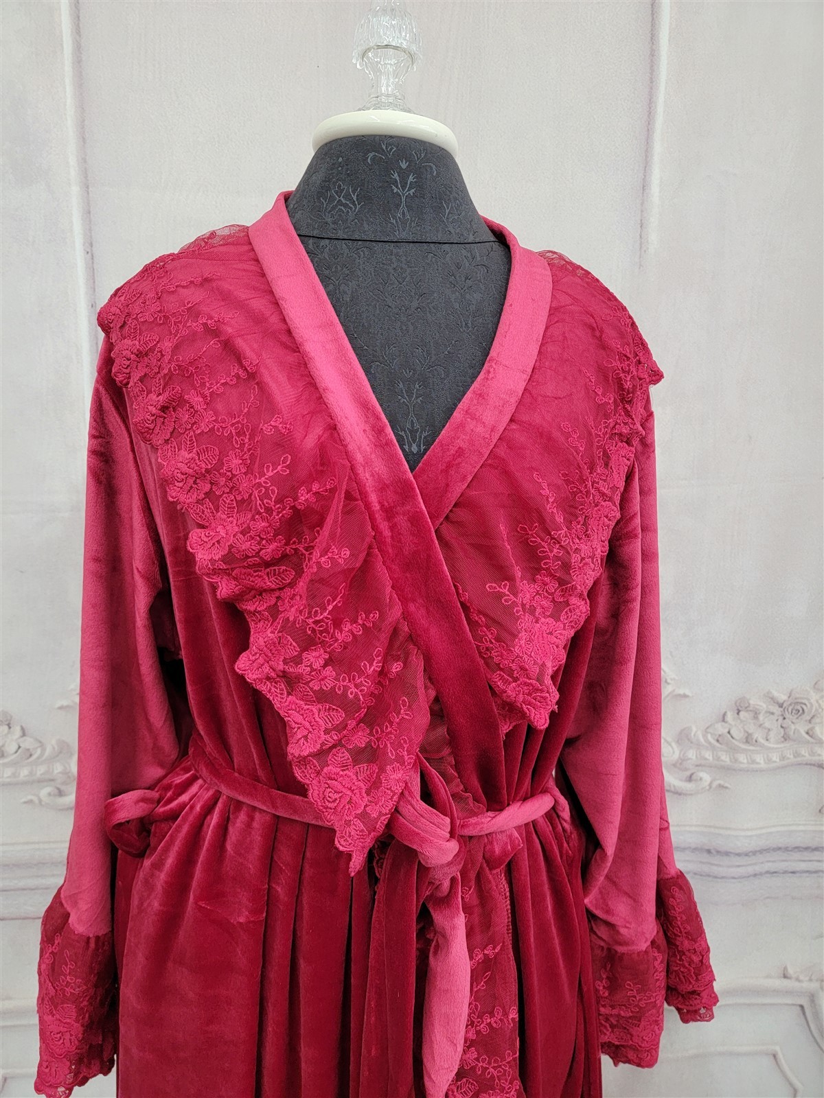Victorian Trading Christine Daae Gown Phantom Opera Red Ruffled Robe 1X/2X