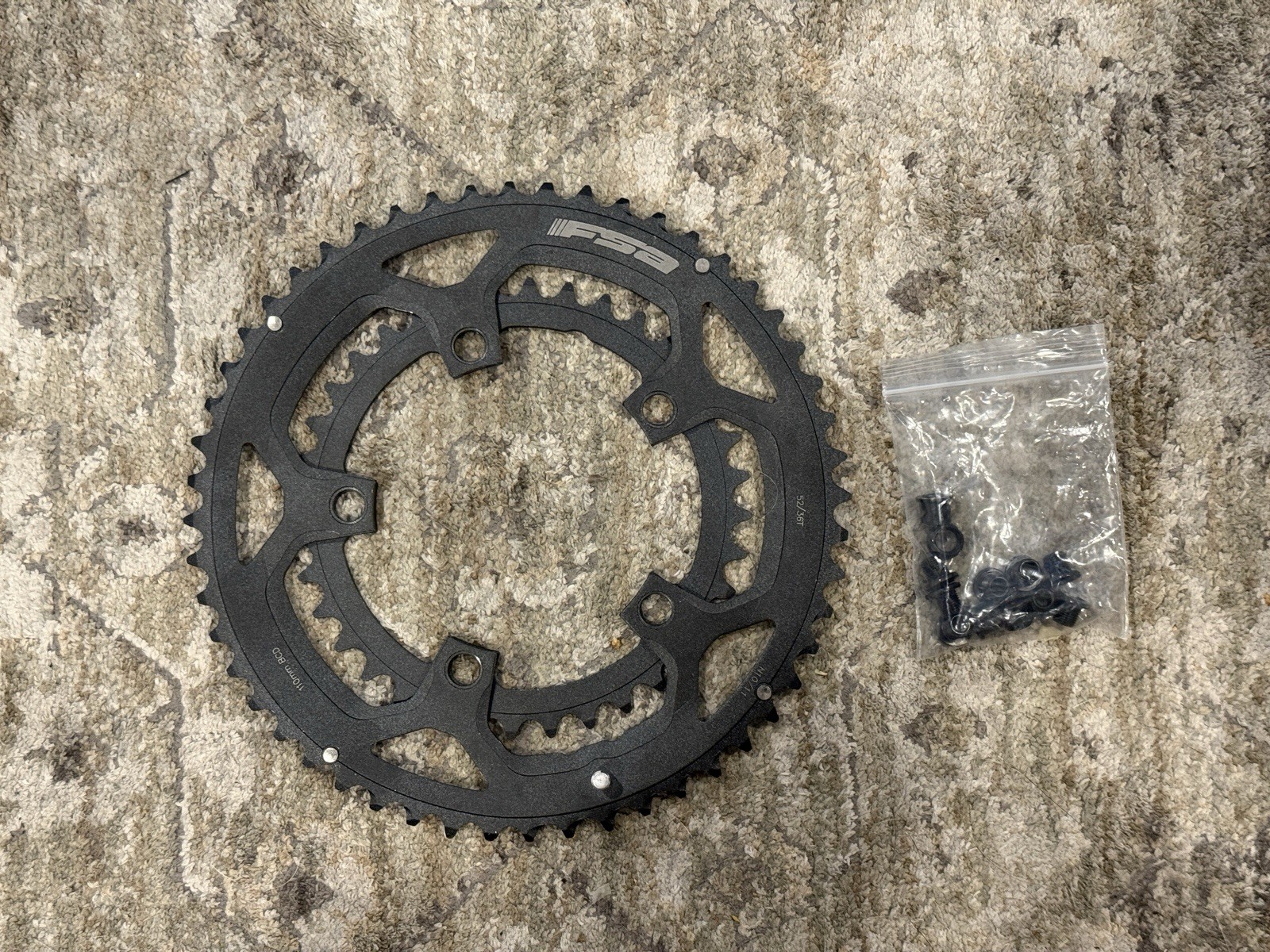 FSA 2x Chainrings 52/36 110BCD 5 Bolt 10/11 Speed FSA 2x Chainrings 52/36 110BCD 5 Bolt 10/11 Speed