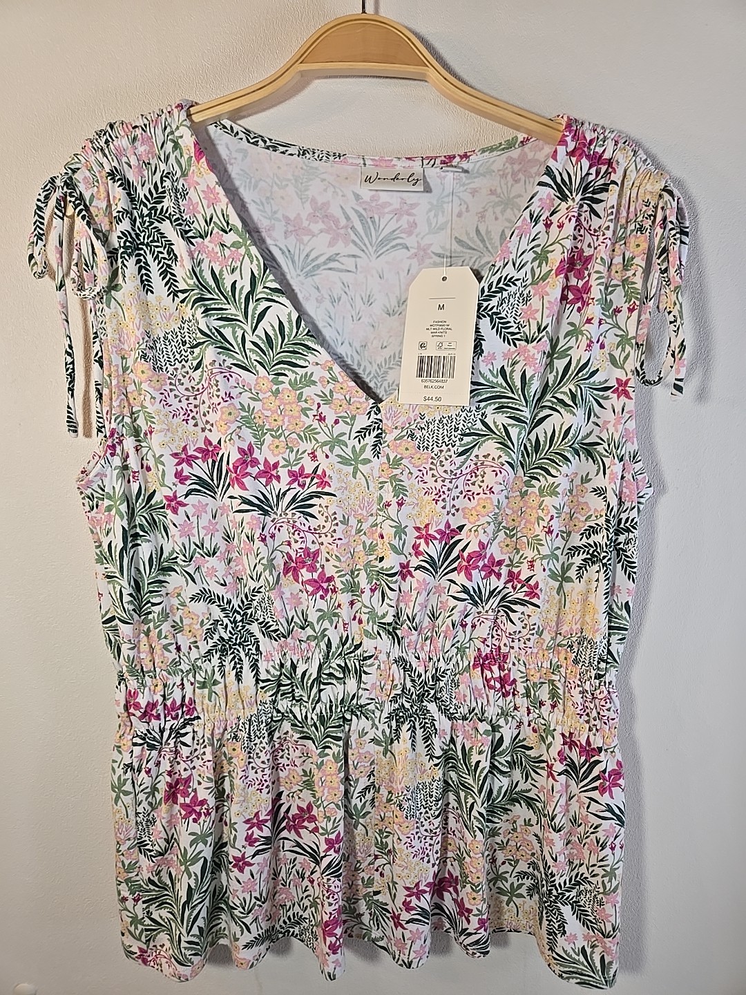 NWT Wonderly Soft Sleeveless Top Floral Blouse Size M Elastic Waist $44.50