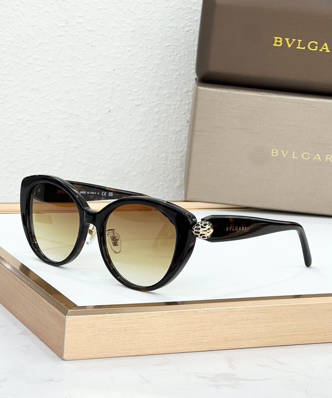 BVLGARI BV50073I Women\'s Sunglasses 54口18-140 Lens With New Case BVLGARI BV50073I Women\'s Sunglasses 54口18-140 Lens With New Case