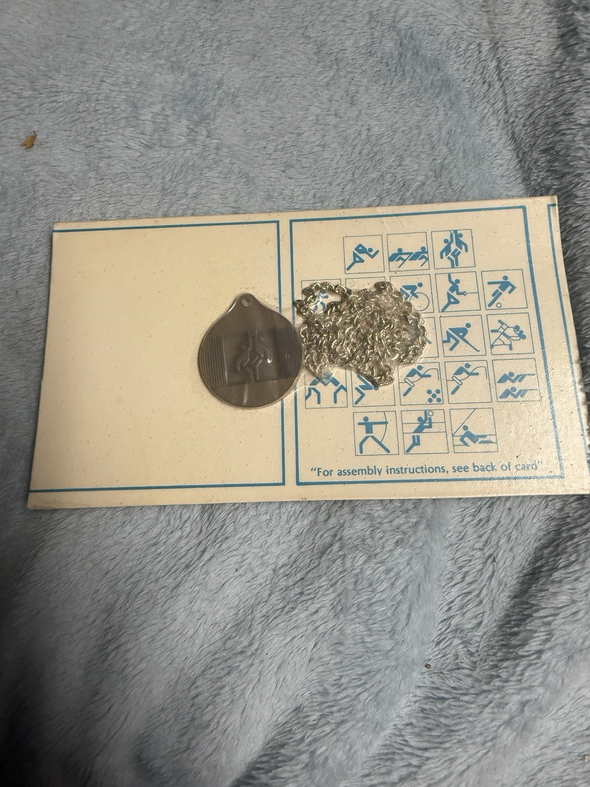 Vintage 1976 Montreal Olympics Wrestling Pendant Keychain W/ Original Card