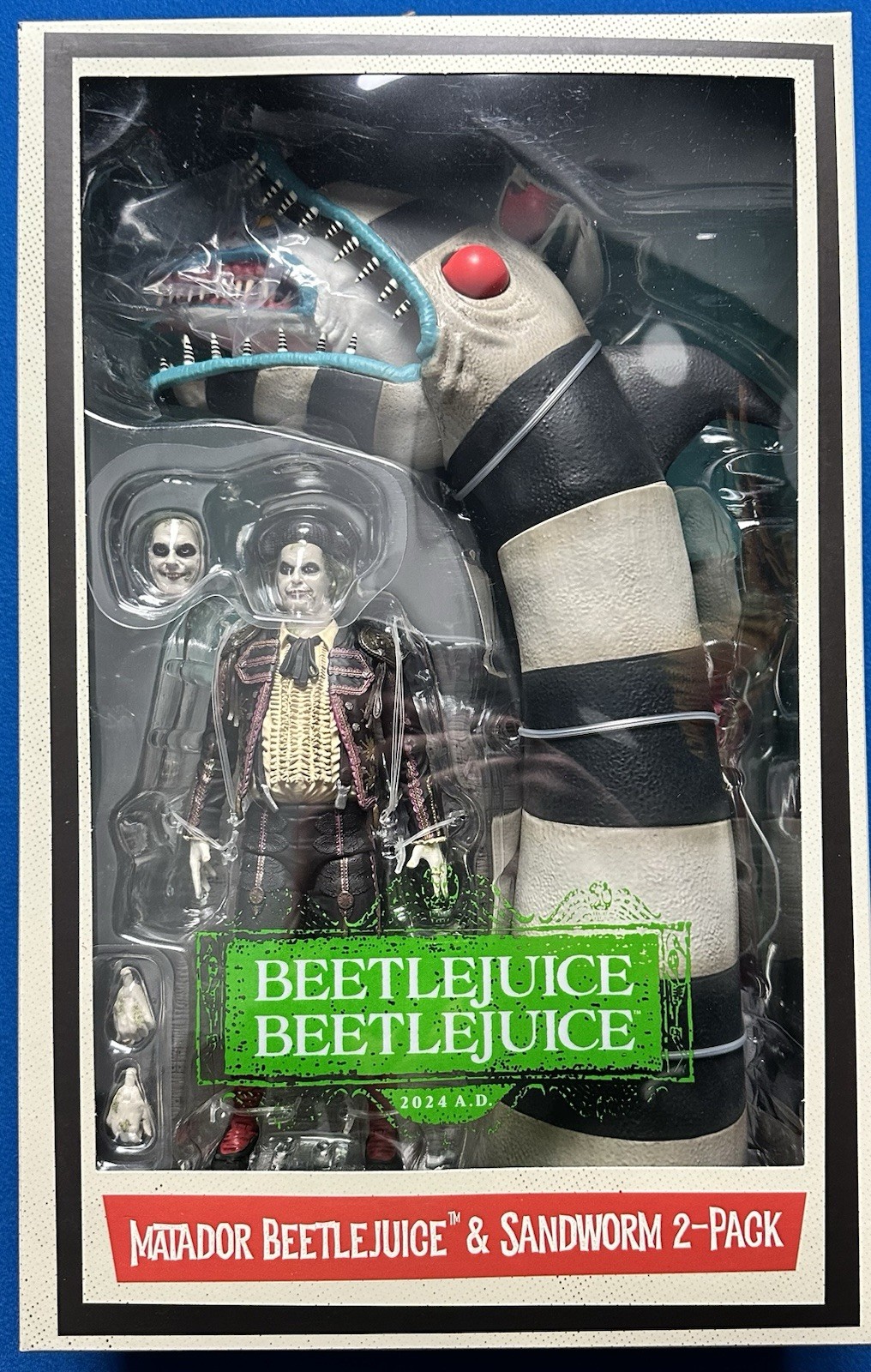 NECA Beetlejuice Ultimate Matador Beetlejuice & Sandworm 7 NECA Beetlejuice Ultimate Matador Beetlejuice & Sandworm 7