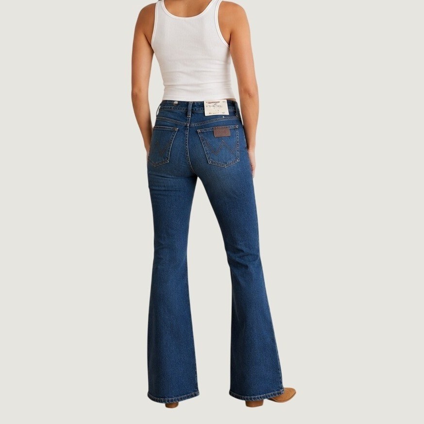 NWT Wrangler Retro Bailey High-Rise Bootcut Jeans Dark Wash Women\'s 30x32