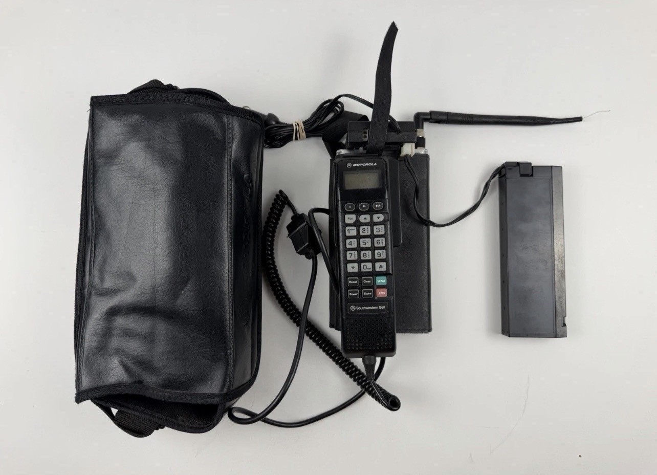 Vintage Motorola Southwestern Bell Mobile Bag Phone - 1990s Retro Tech Prop