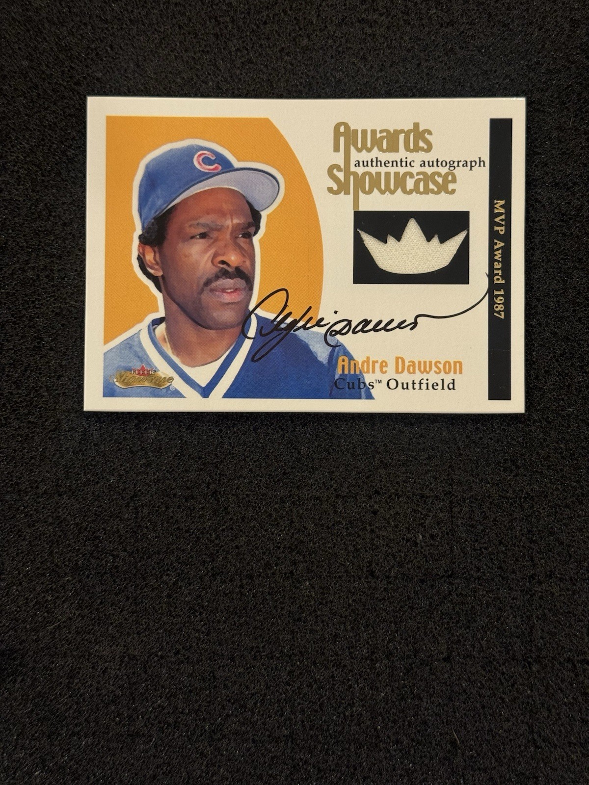 2001 Fleer Showcase Andre Dawson Awards Showcase Auto Relic Card /25 Cubs HOF 2001 Fleer Showcase Andre Dawson Awards Showcase Auto Relic Card /25 Cubs HOF