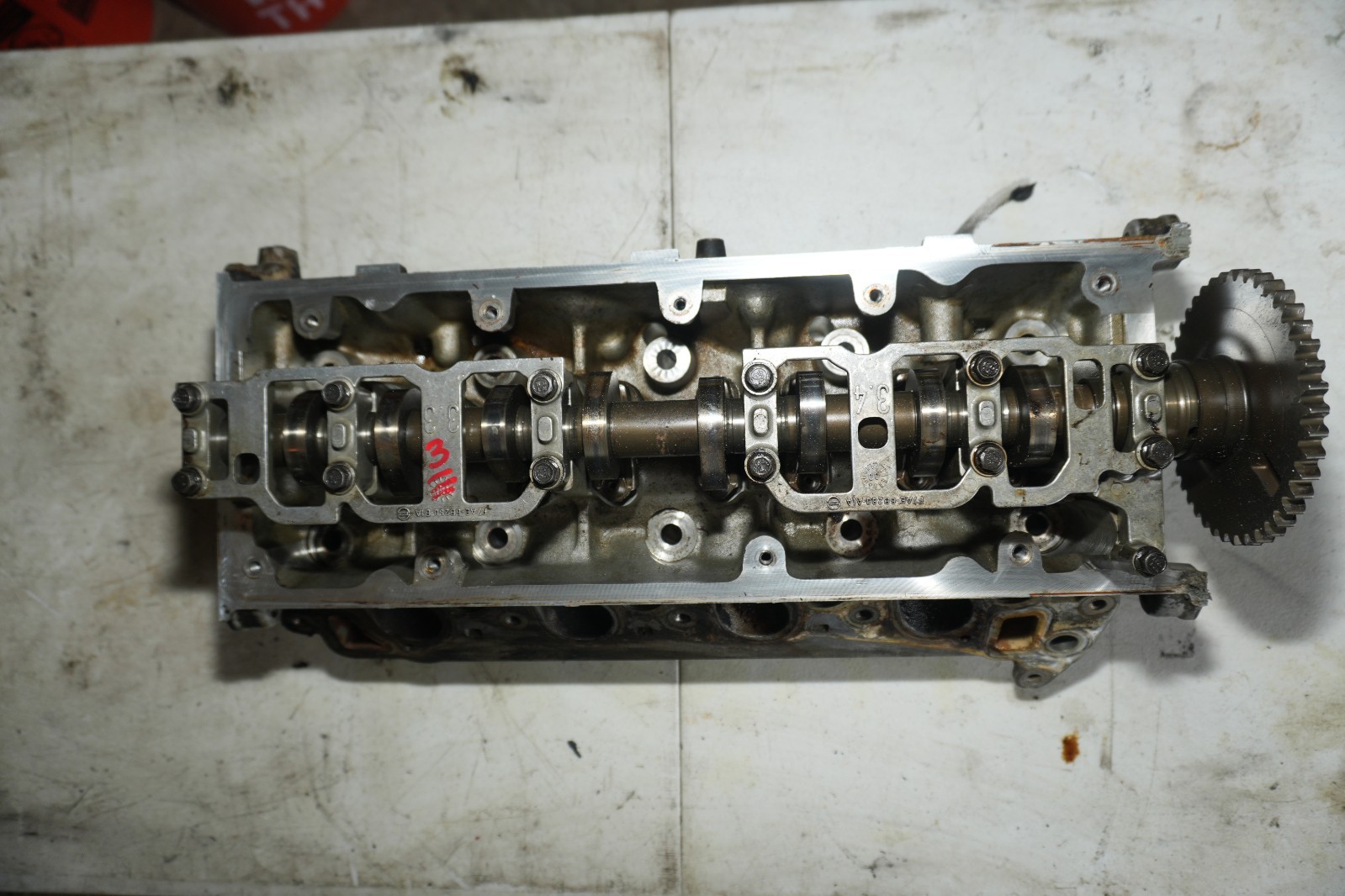 2000 Mercury Grand Marquis 4.6L 2V Driver Side LH Cylinder Head HX
