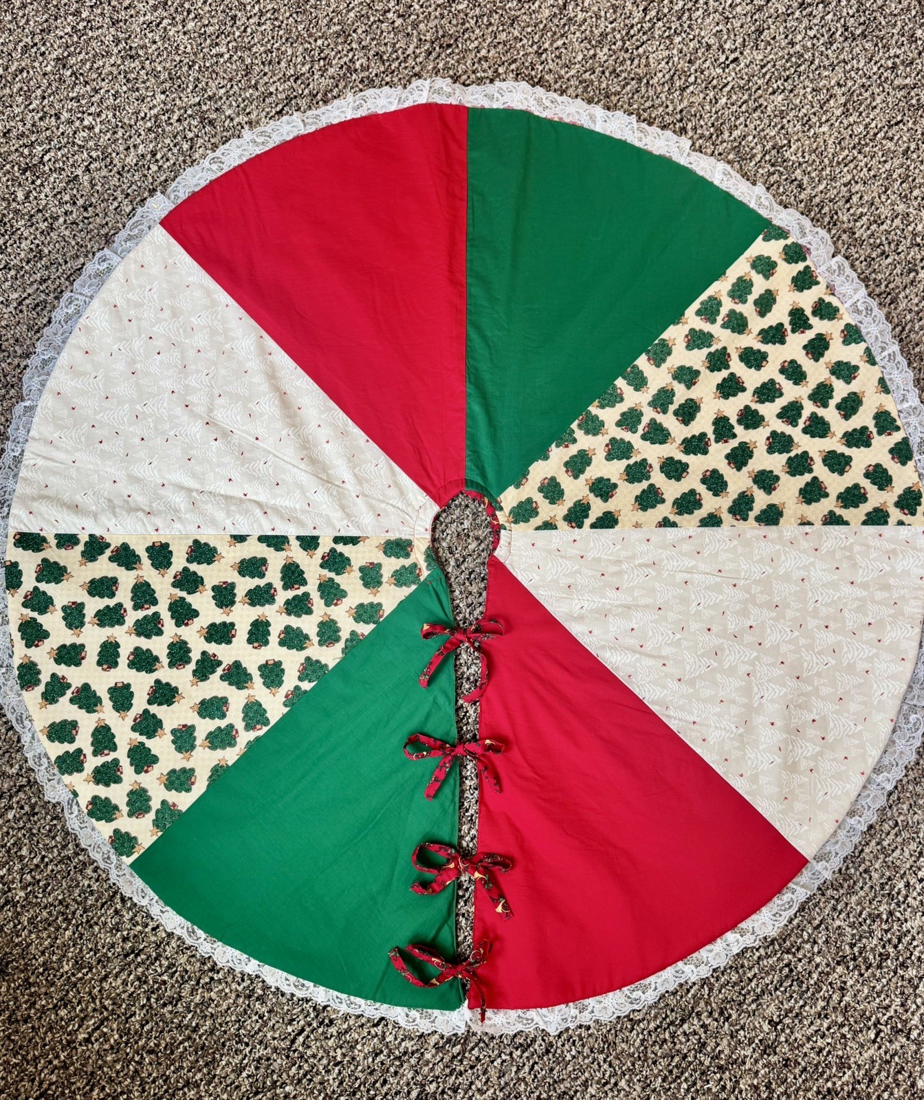 Vintage Handmade XL Quilted Patchwork Christmas Tree Skirt 50