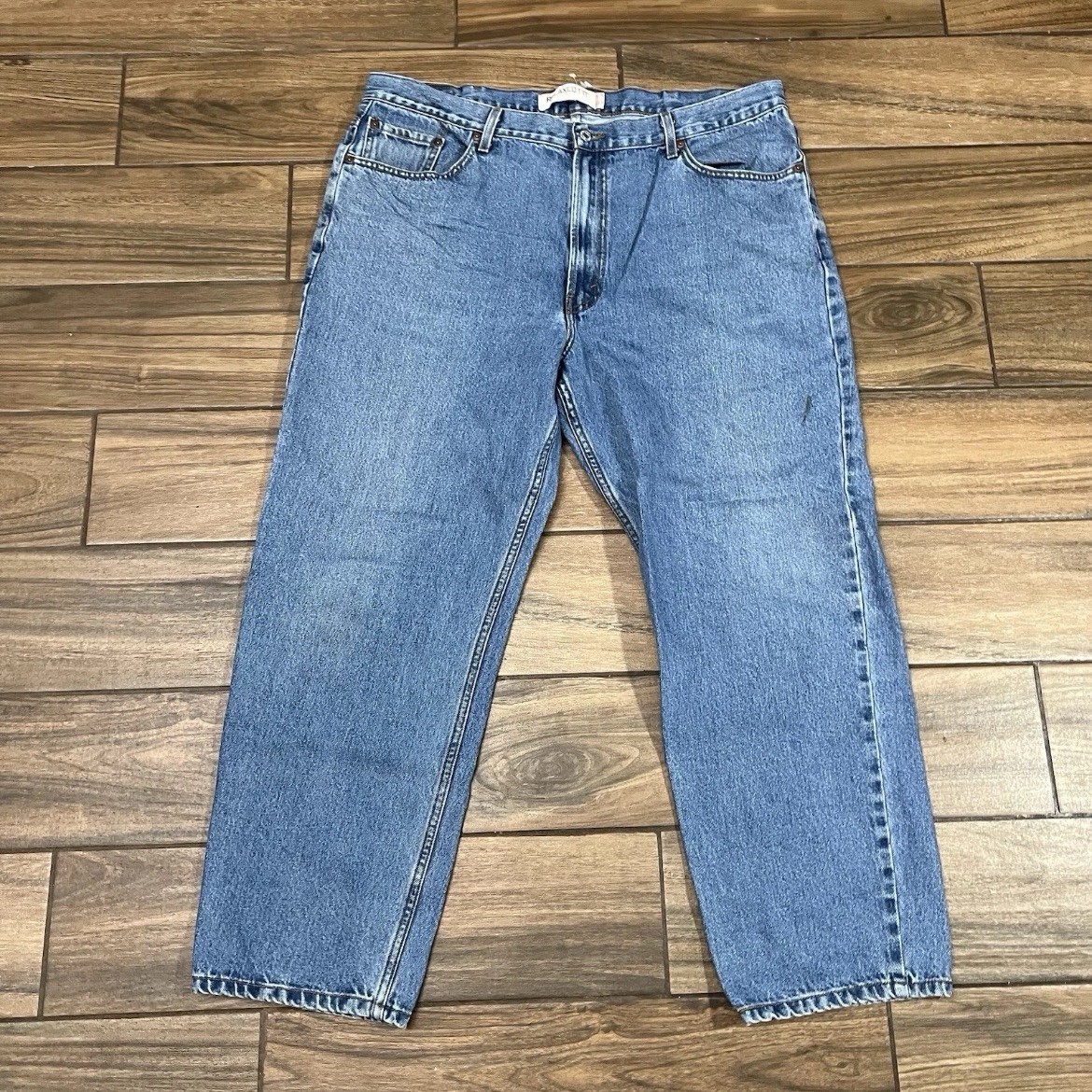 Levi’s 550 Relaxed Fit Jeans Mens 42x30 Blue Tapered Denim Made In Pakistan