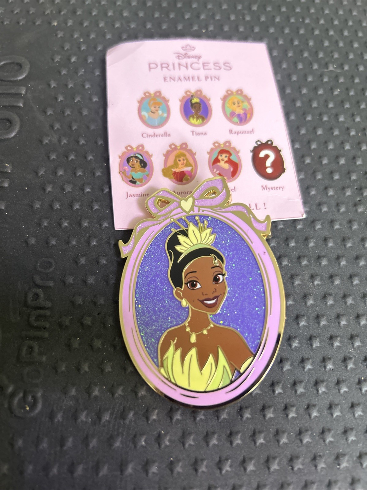 Disney Tiana PALM Pink a la Princess Personality Cameo Mystery Jumbo Glitter Pin Disney Tiana PALM Pink a la Princess Personality Cameo Mystery Jumbo Glitter Pin