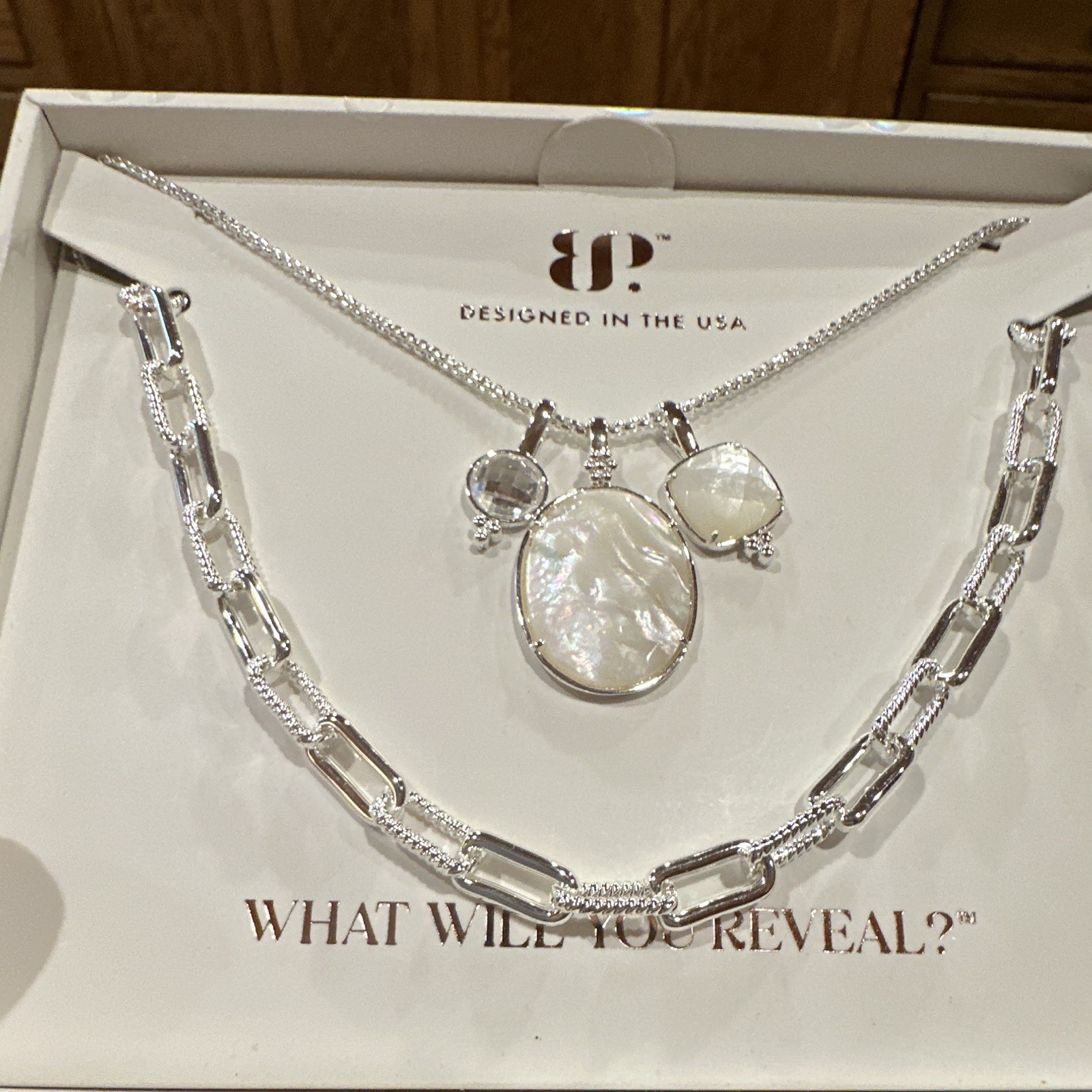 BP Radiant Moments Mother of Pearl Oval CZ Silver Plated Necklace Set NK94288