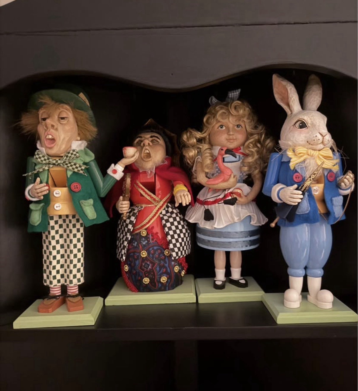 Alice In Wonderland Nutcracker Set Alice In Wonderland Nutcracker Set
