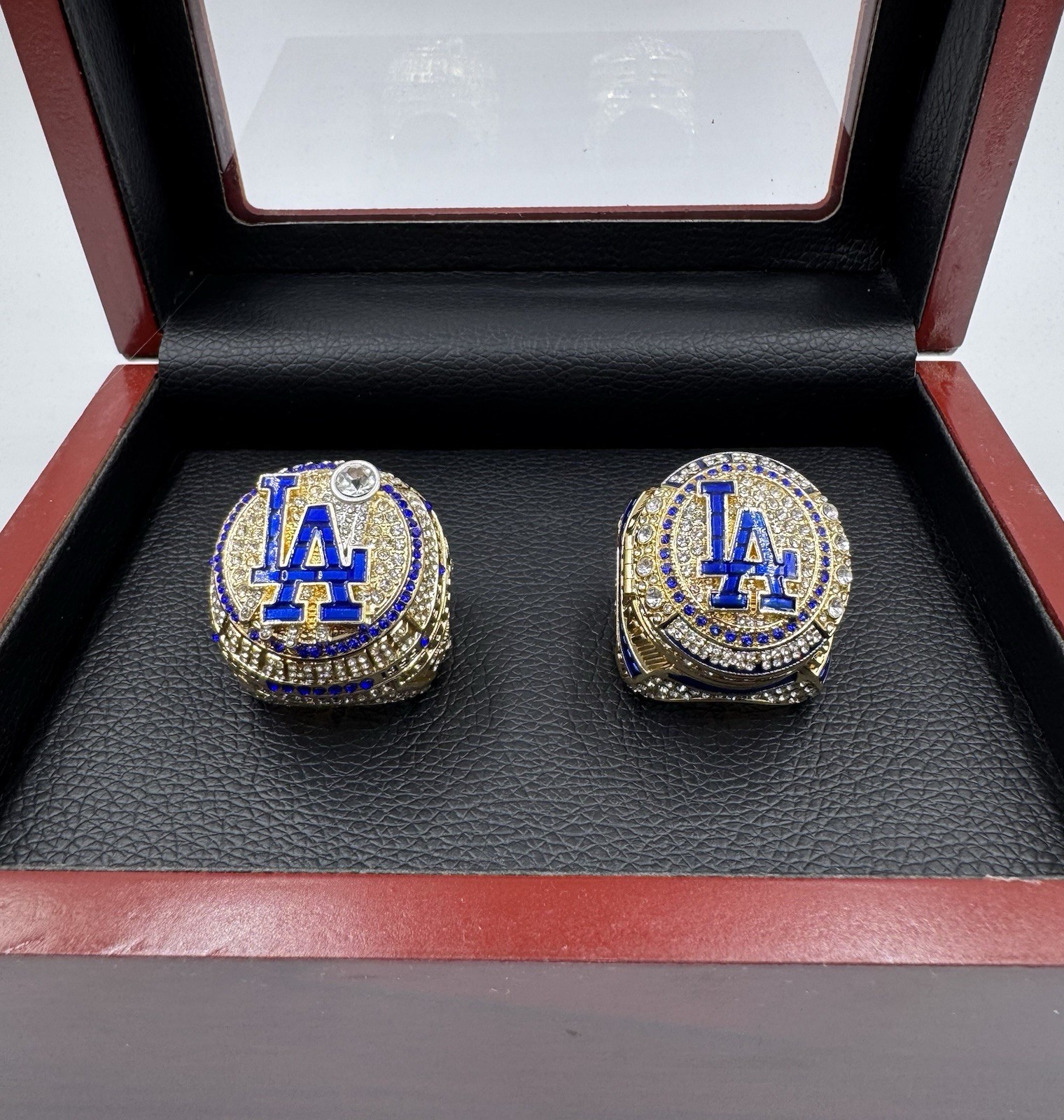 NEW 2024 & 2025 LA DODGERS WORLD SERIES CHAMPIONSHIP RING SET SHOHEI OHTANI CASE