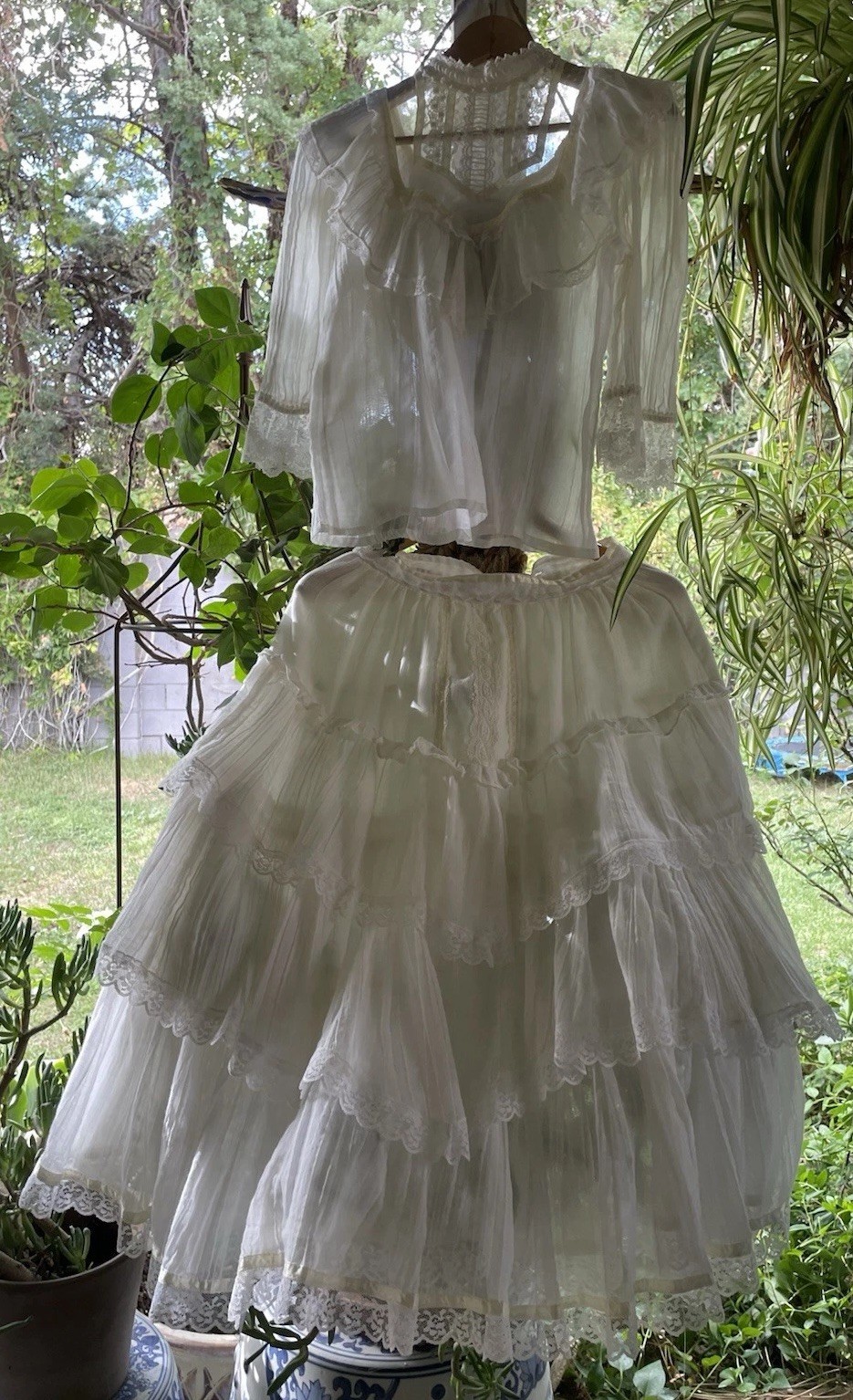 Vtg Jessica’s GUNNIES Sax Ruffle GAUZE Skirt w/Top Ivory Lace Victorian RARE 2pc