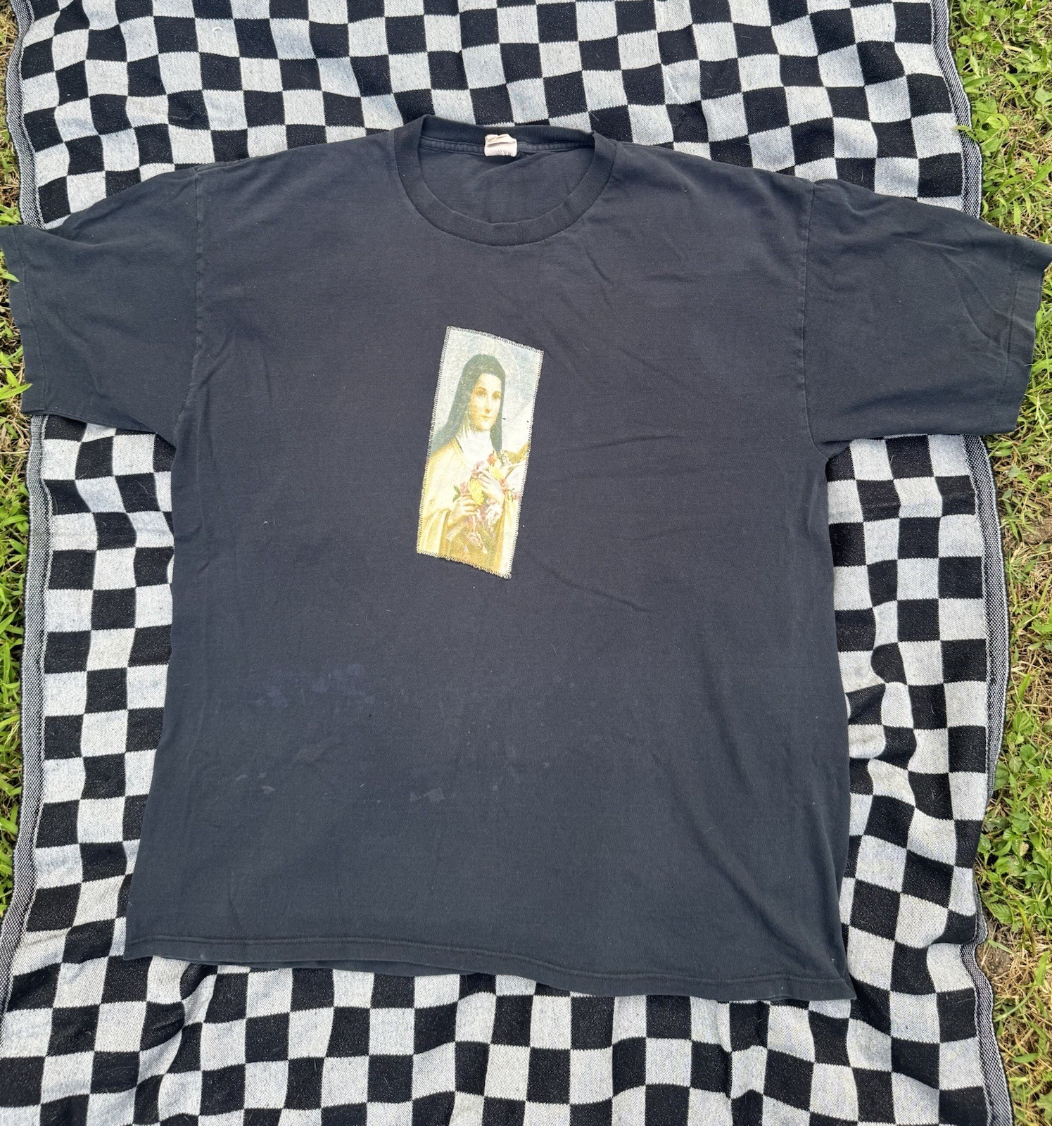 Archaic Smile- 1993 Vintage Patch Tee - Single Stitch- XL